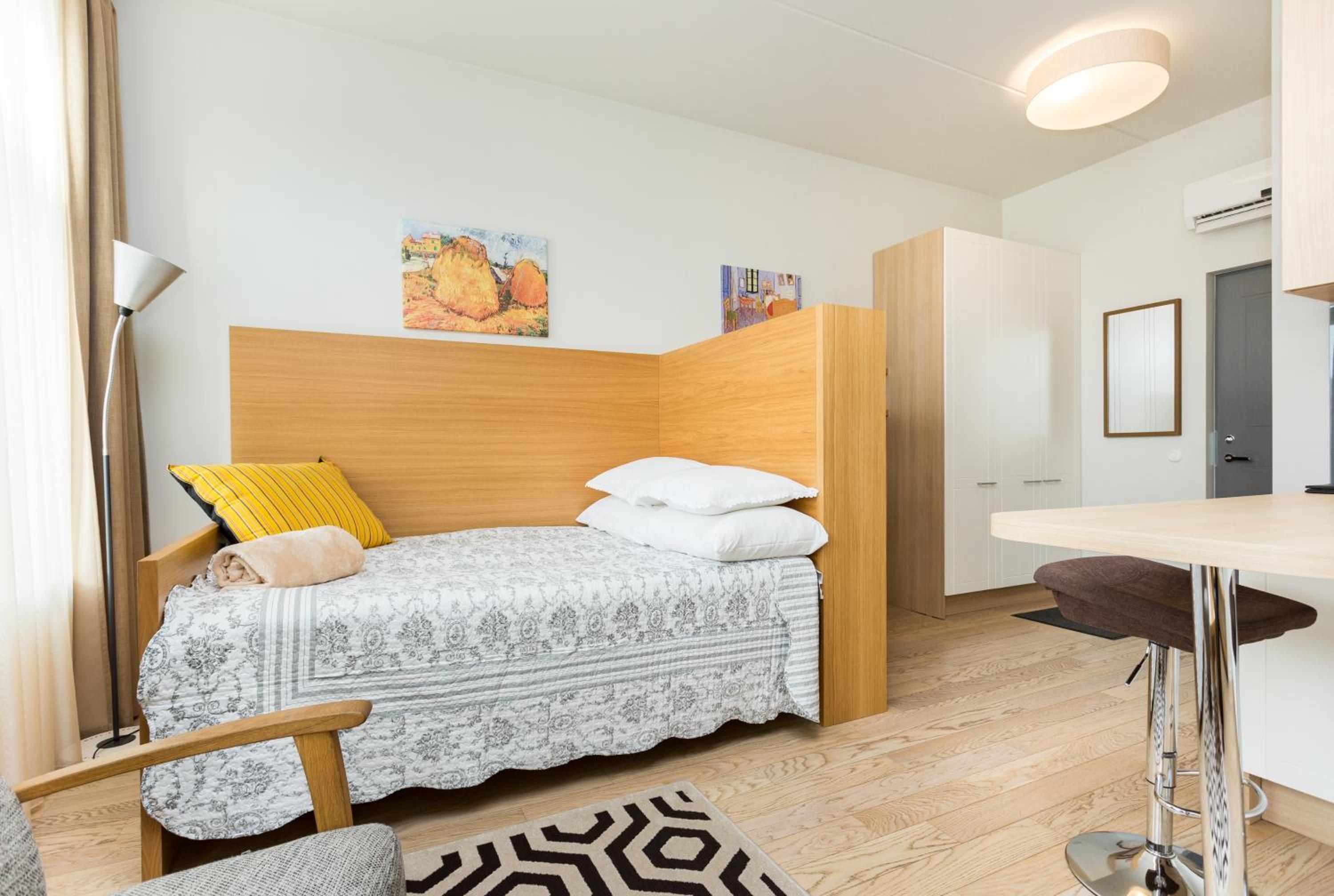 Angleterre Apartments