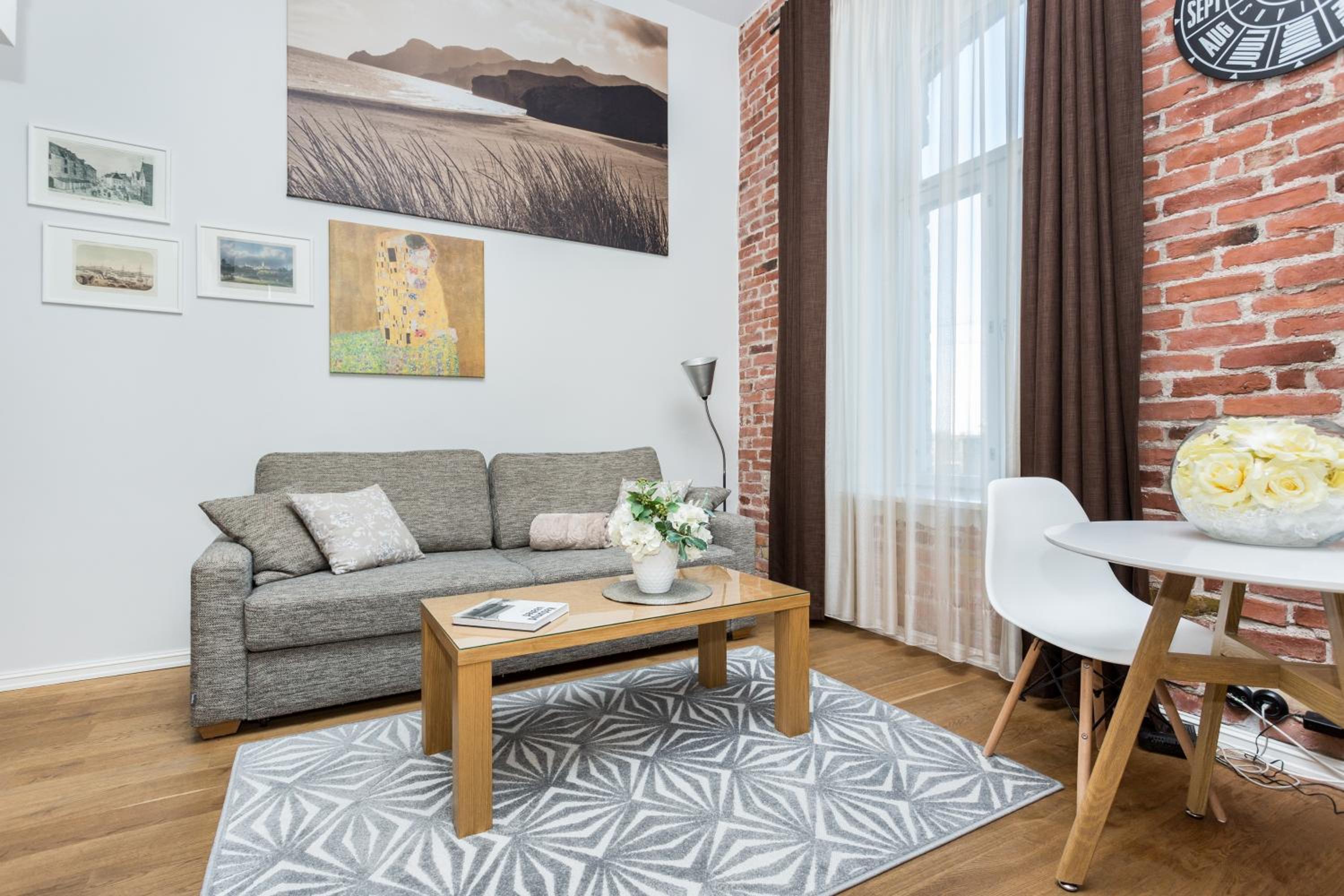 Angleterre Apartments