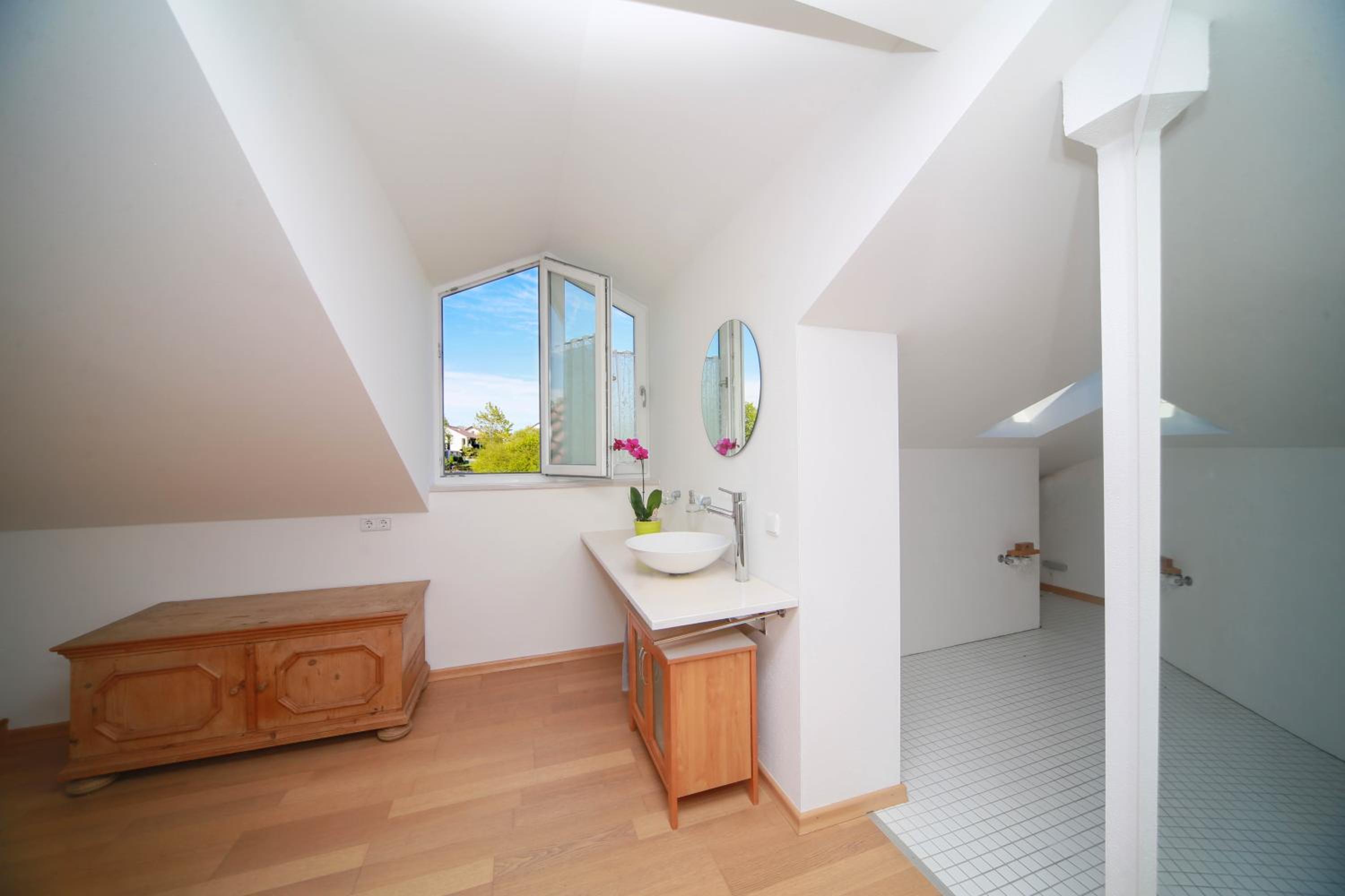 Gästehaus Hubertus en Bodenkirchen — bathroom
