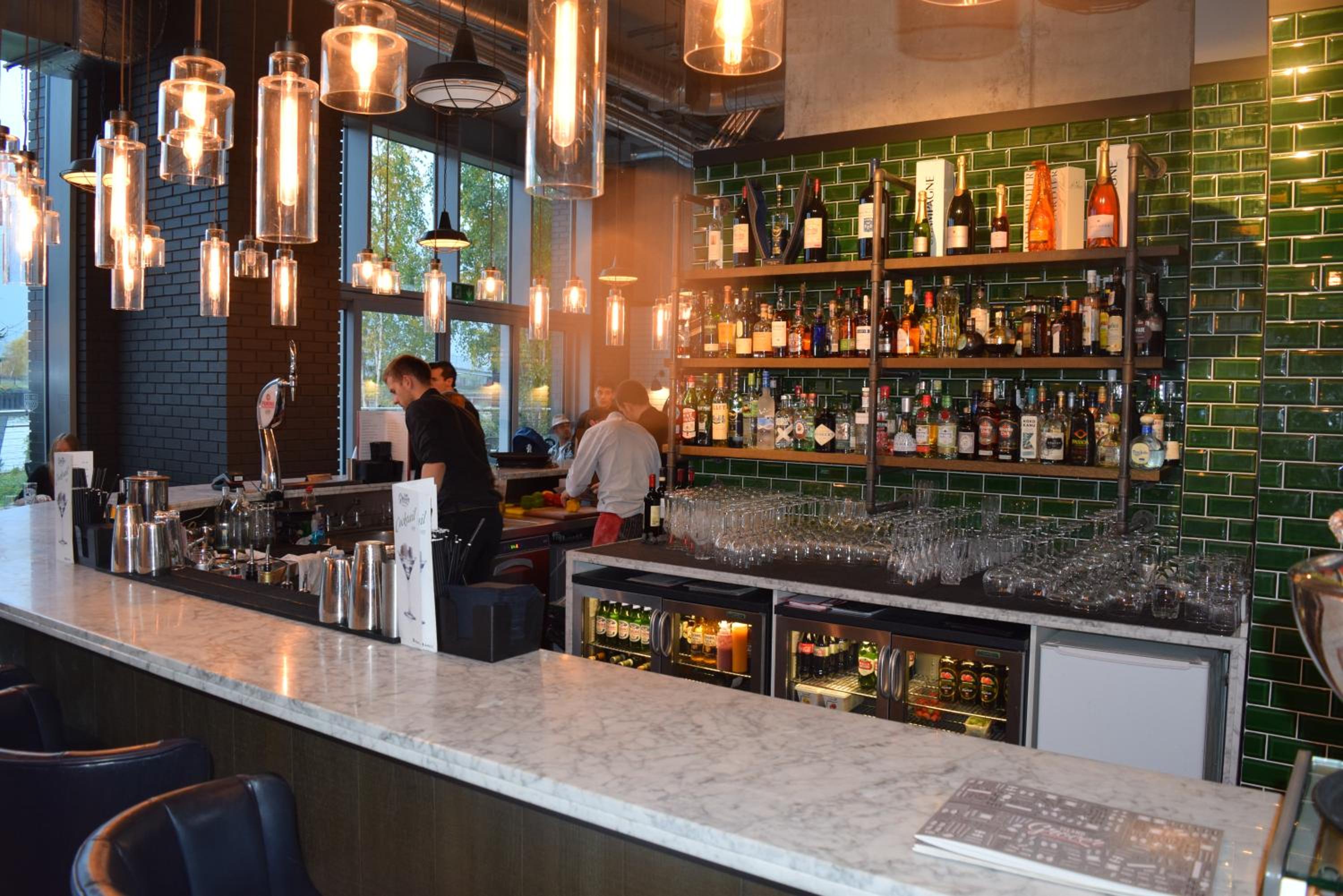 bar