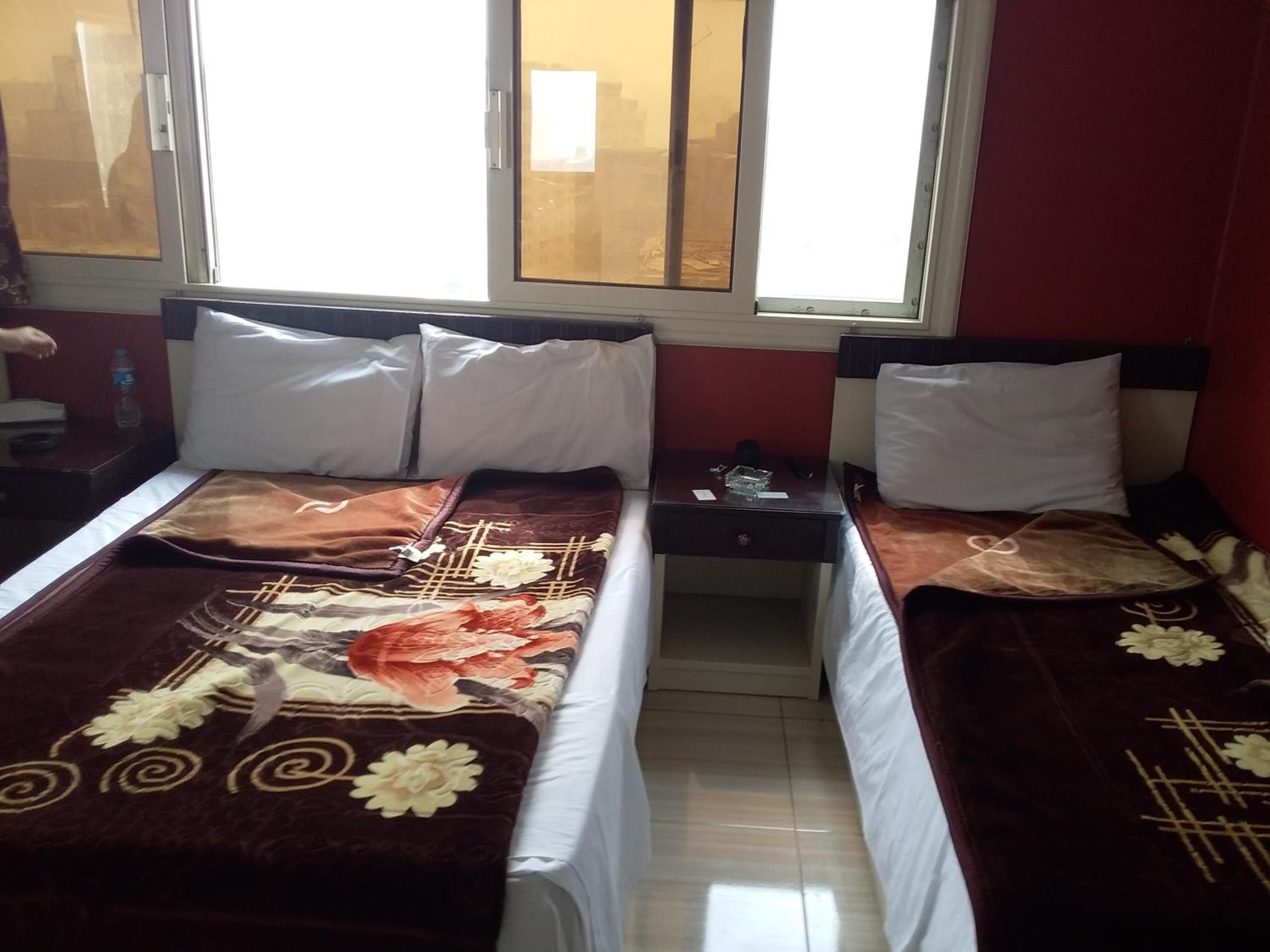 Isis Hostel 2