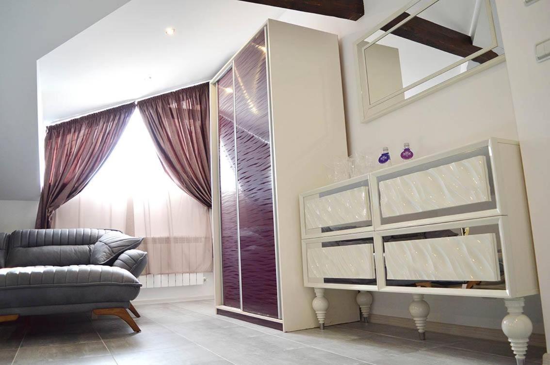 Arbanasi DELUXE Villa