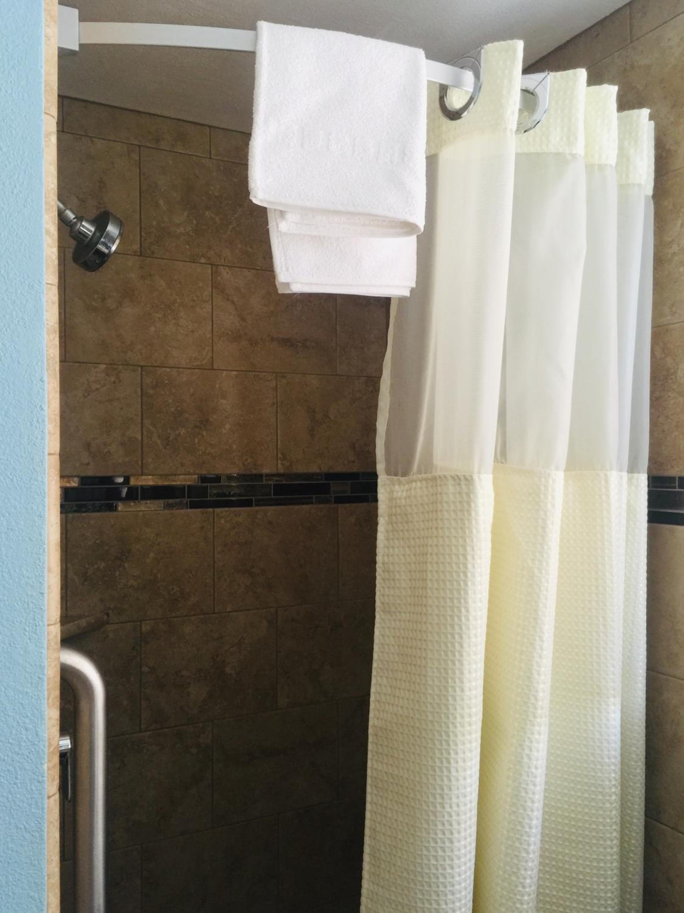 Dolphin Cove Motel