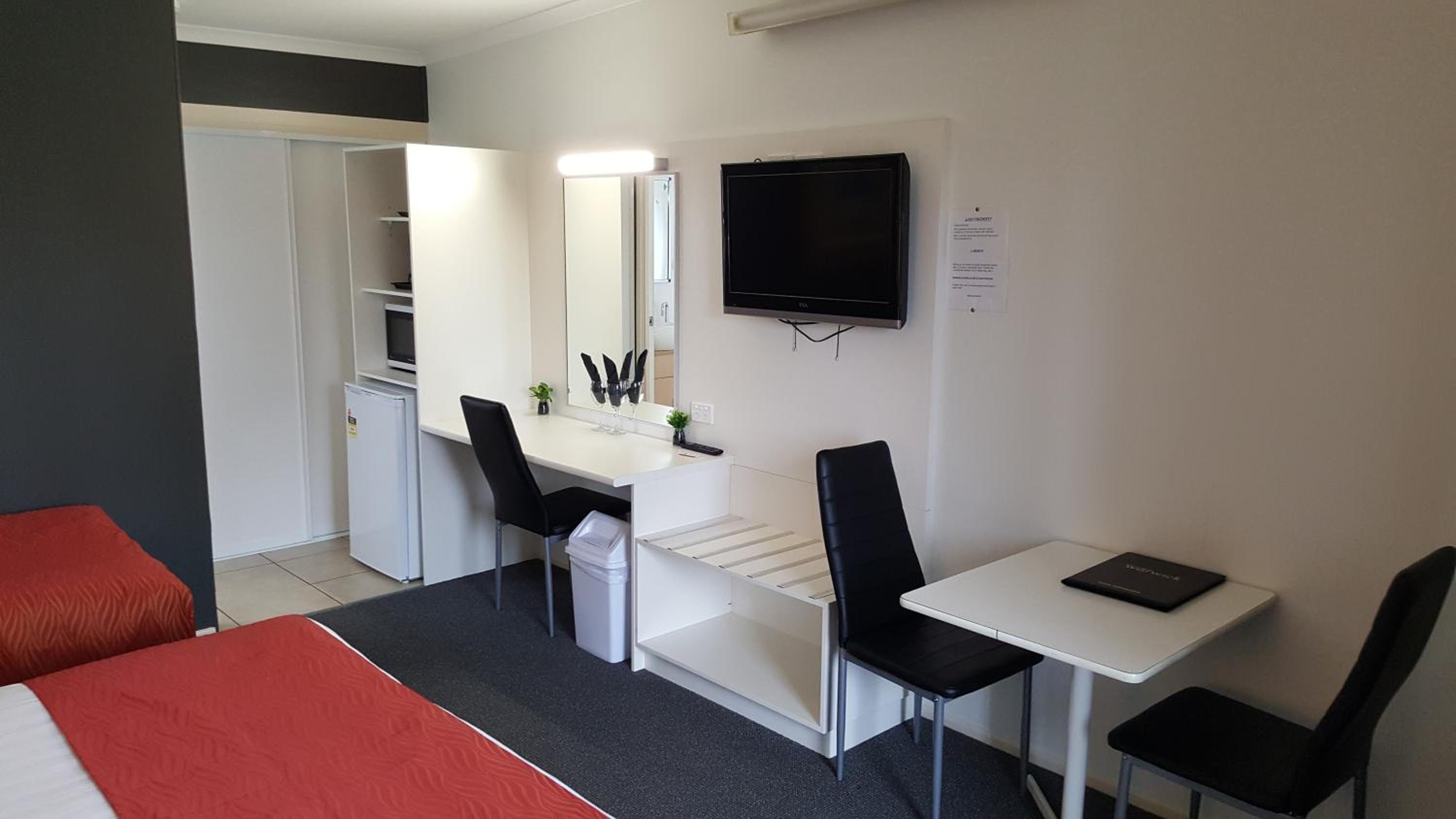 Centrepoint Midcity Motor Inn