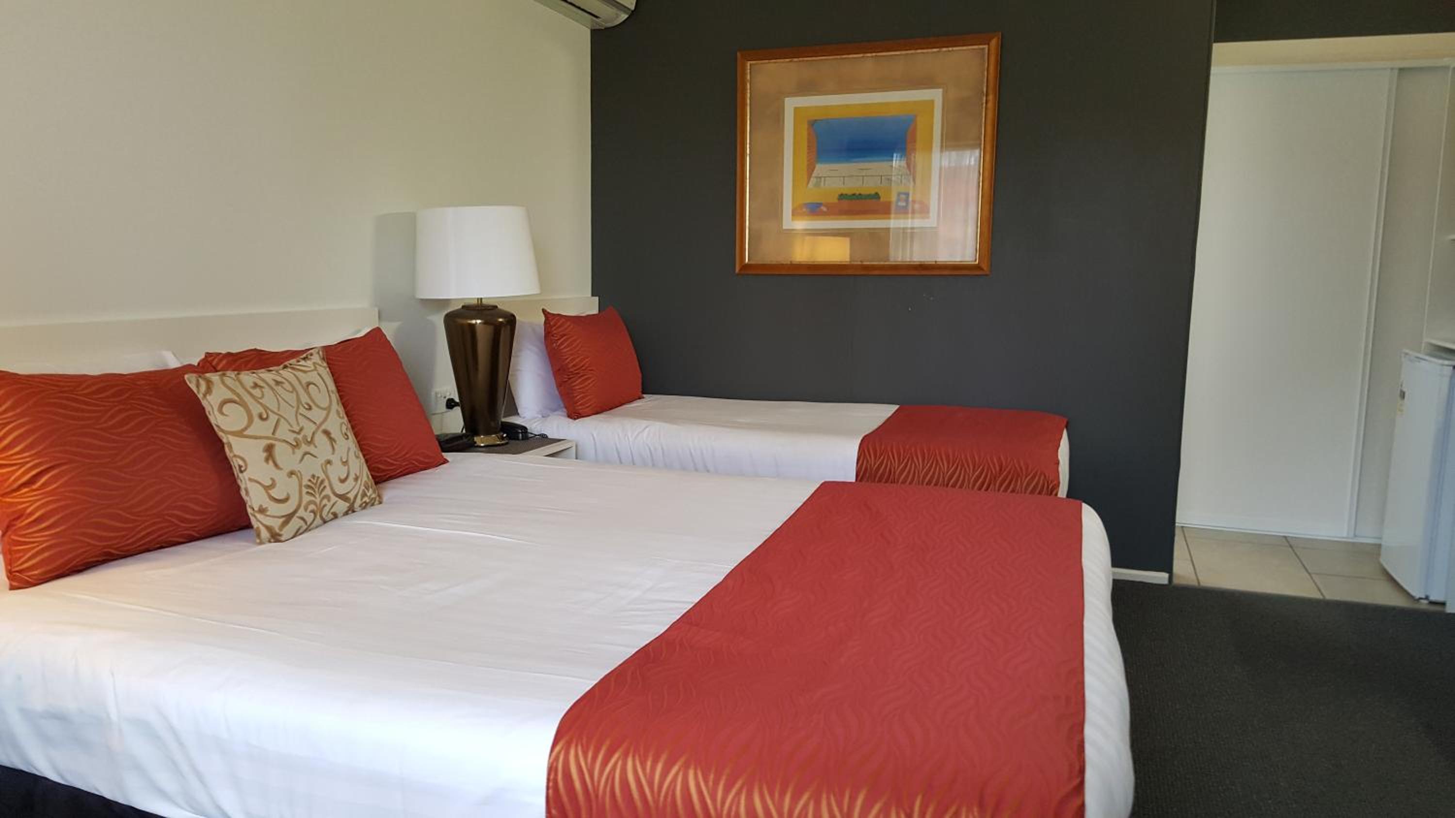 Centrepoint Midcity Motor Inn