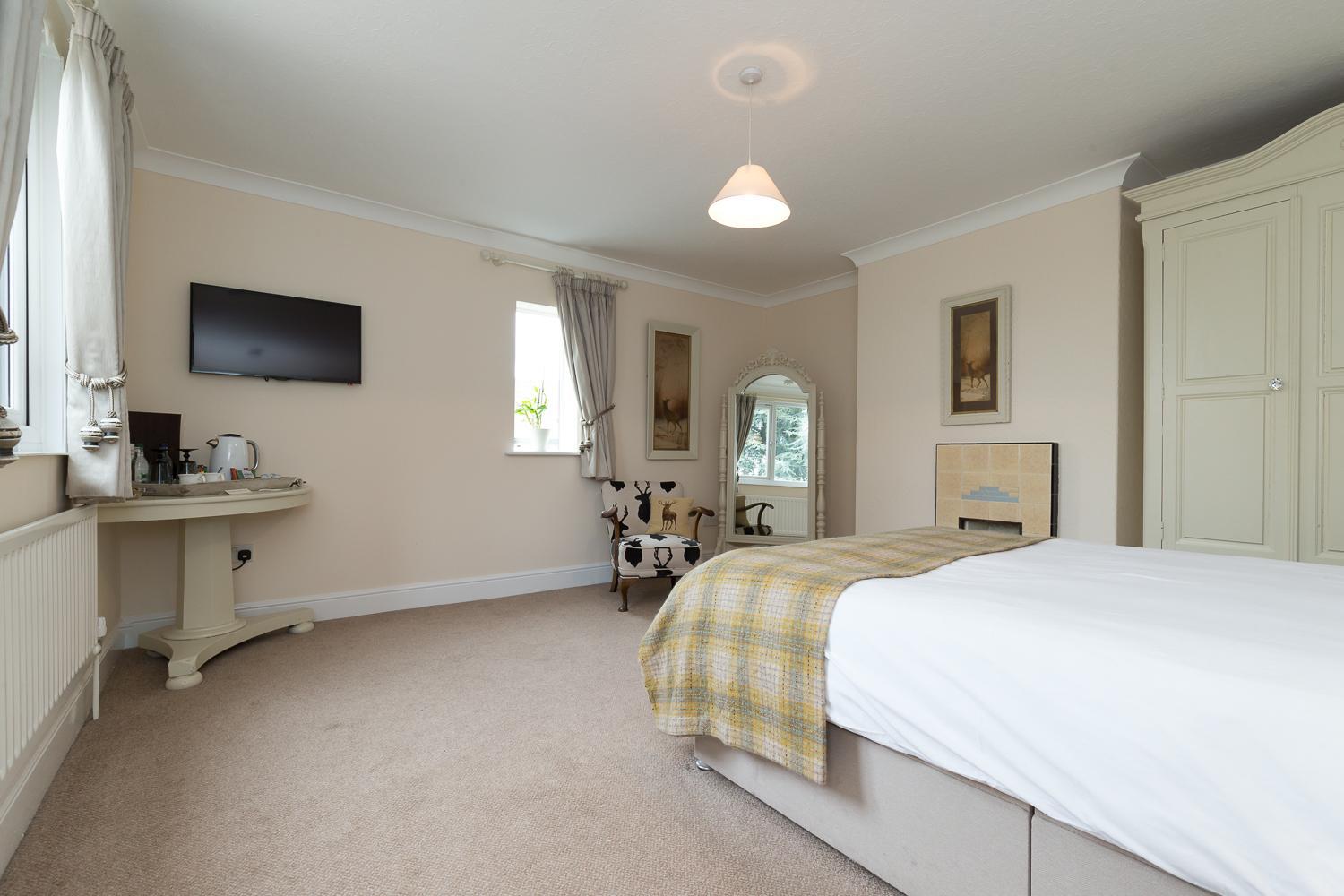 Whitethorn Bed and Breakfast