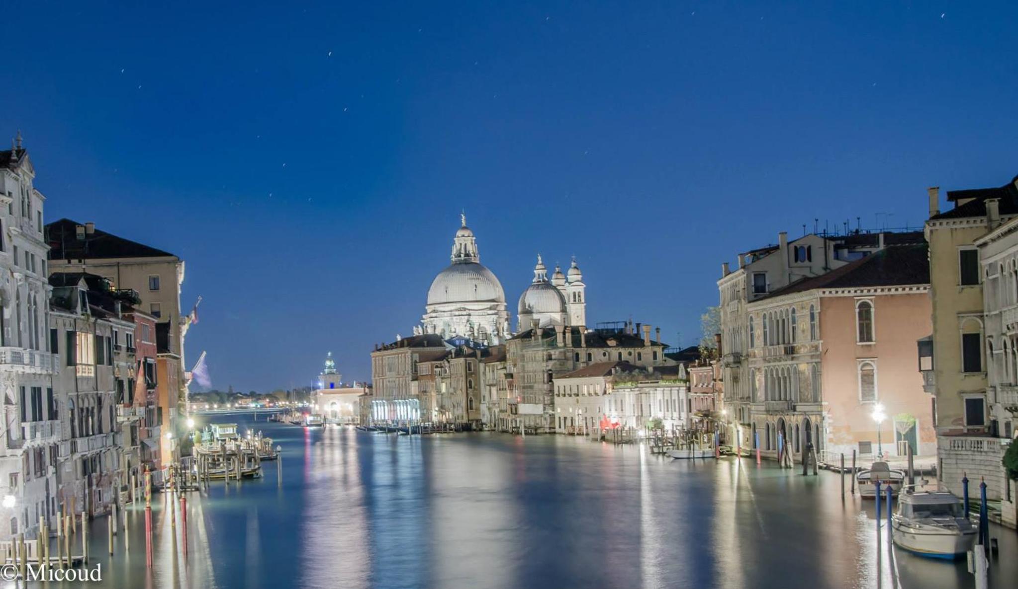 Luxury Venetian Rooms