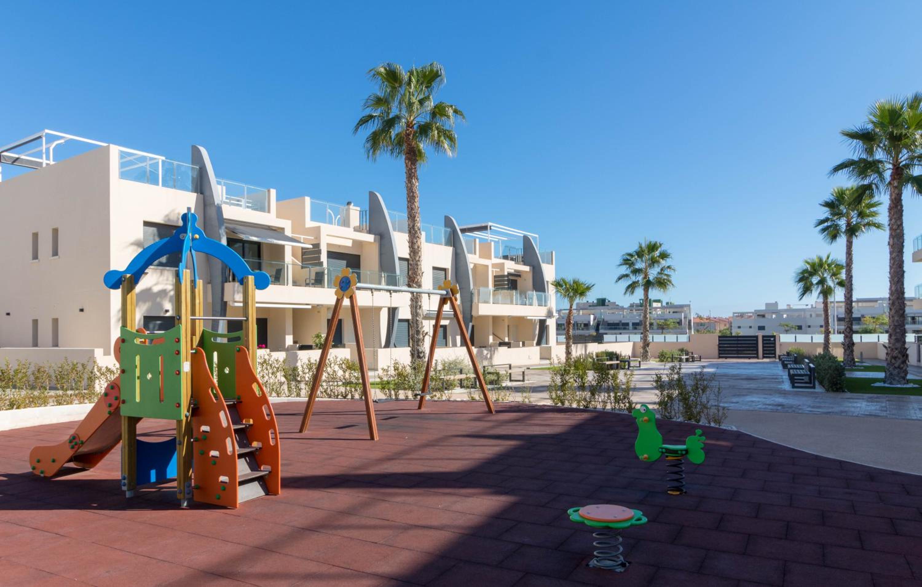 Playa Elisa Bay - Mil Palmeras view 3