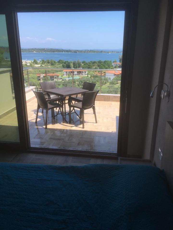 Thealos Rooms