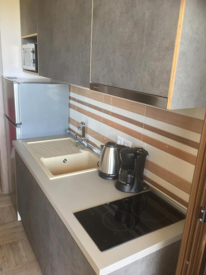 Thealos Rooms