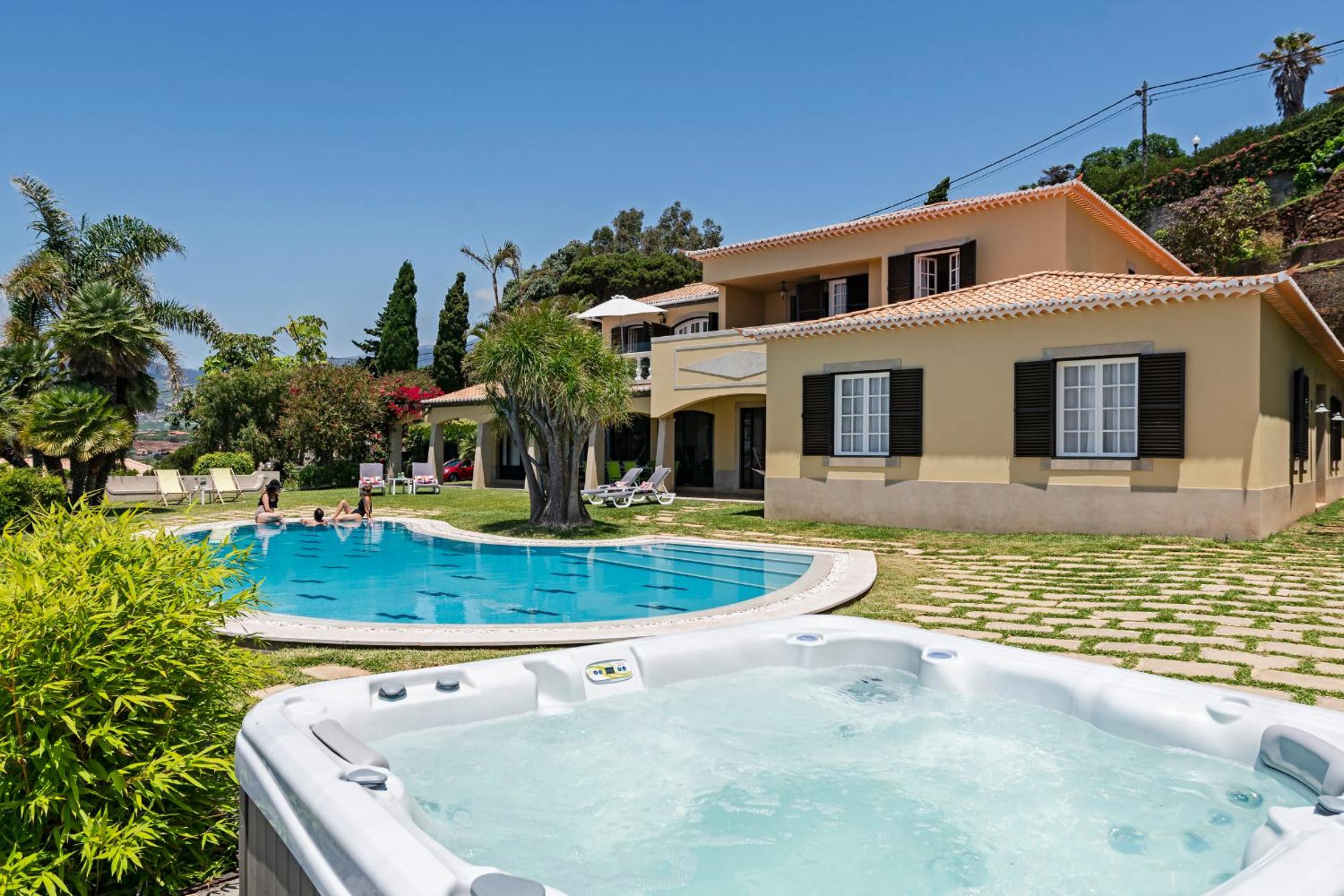 Vila Eucalipto by An Island Apart