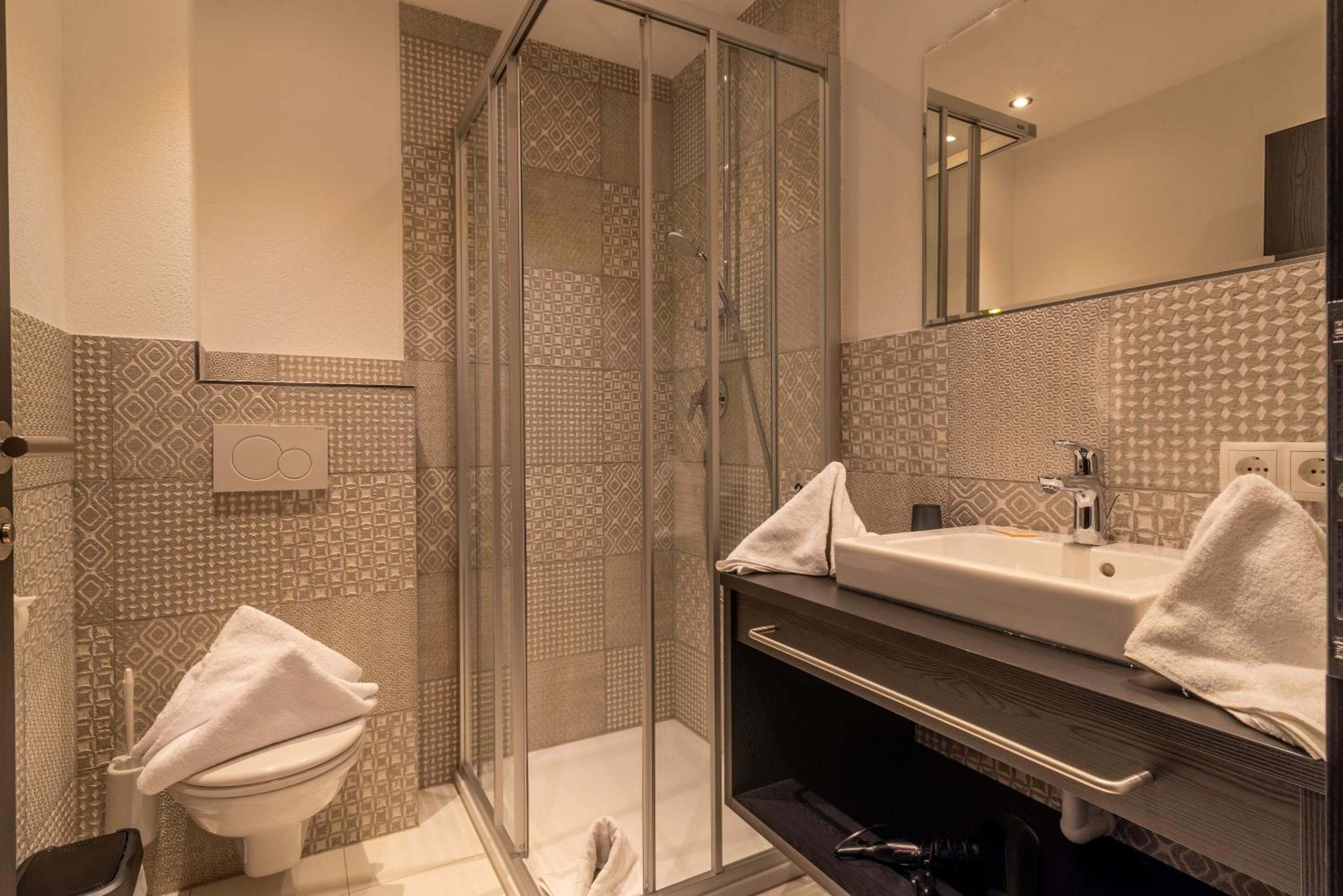 A CASA Rubin Chalet & Studio Resort