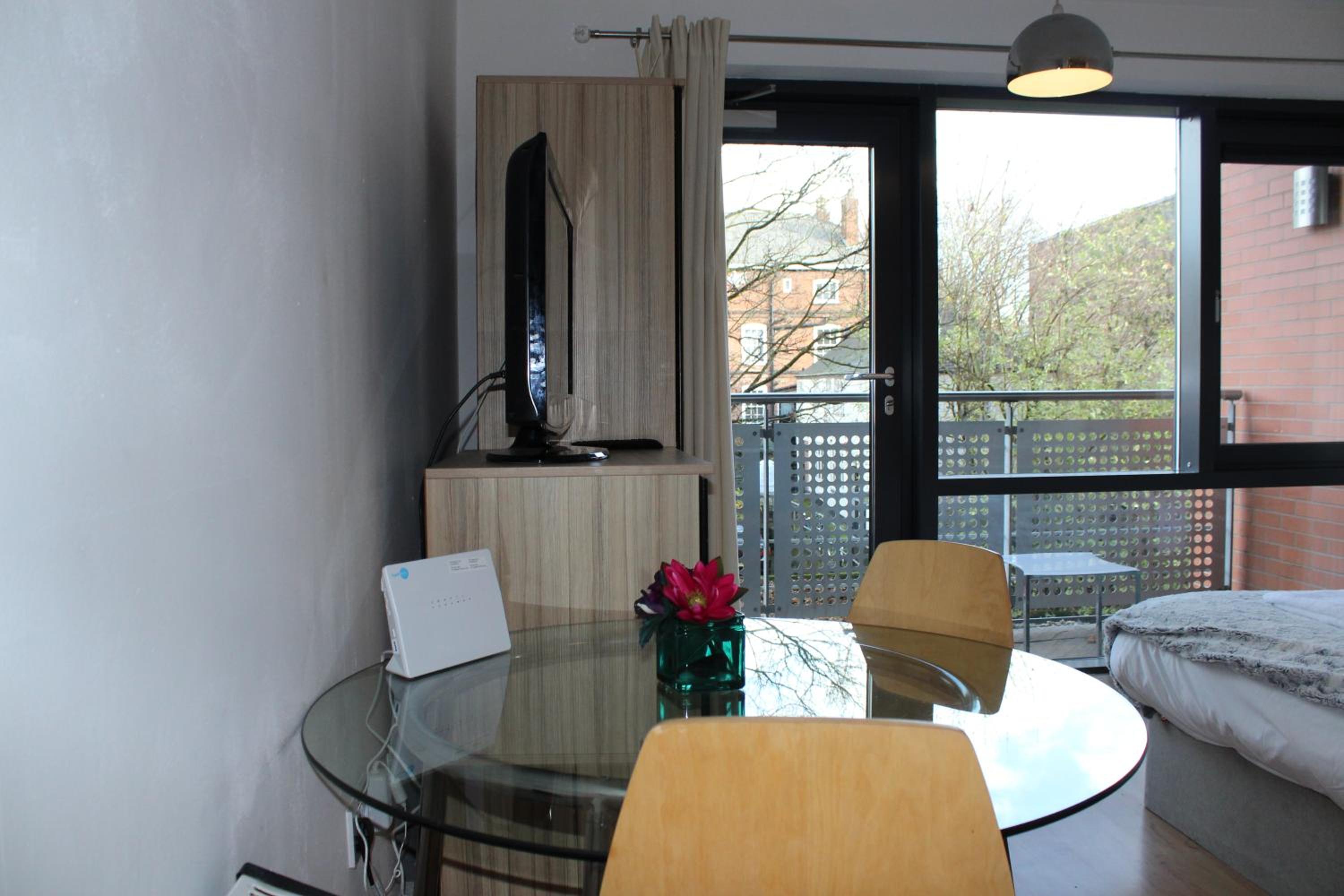 Leicester Vacations - Empire Serviced Apartments - Property Image 20
