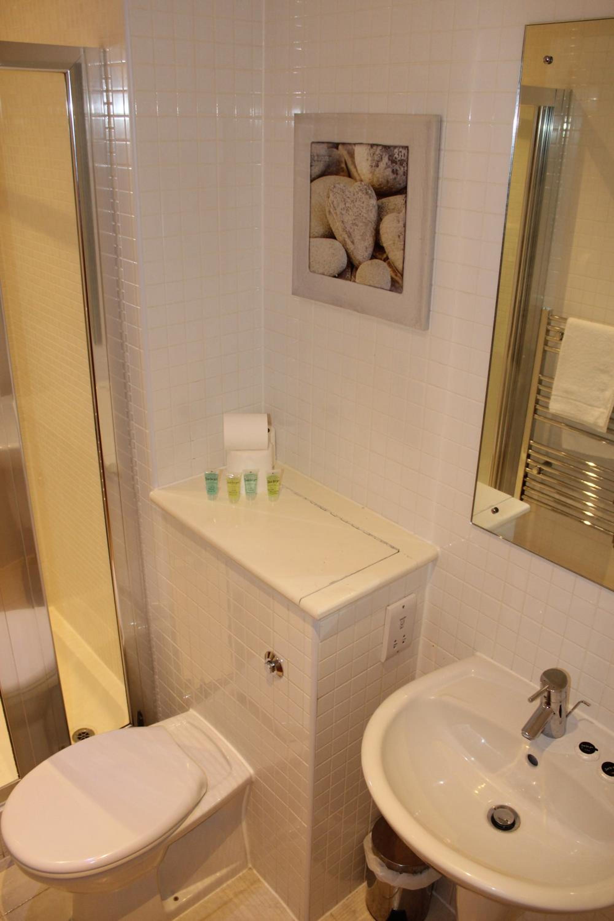Leicester Vacations - Empire Serviced Apartments - Property Image 1