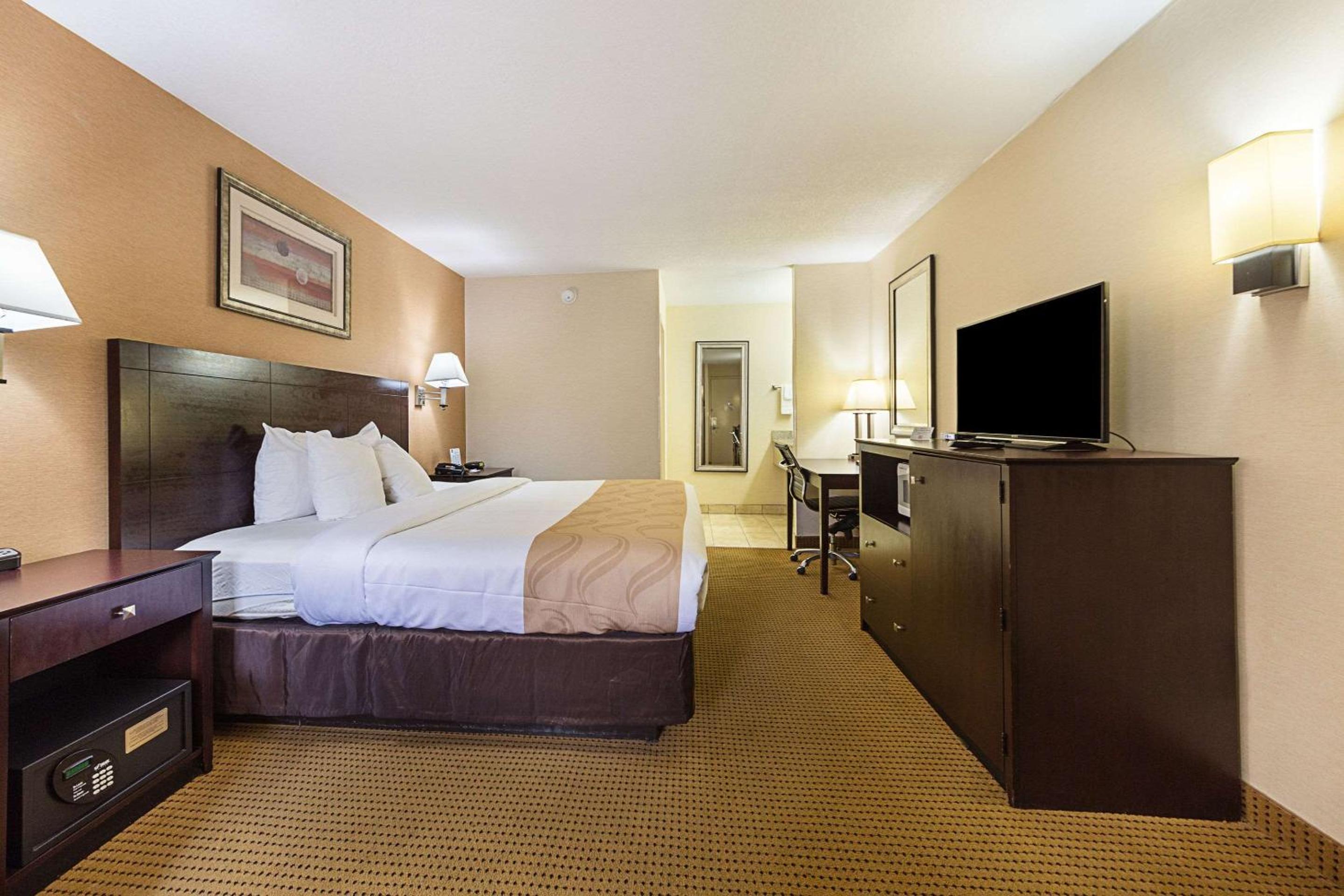 Red Roof Inn Media, PA view 4