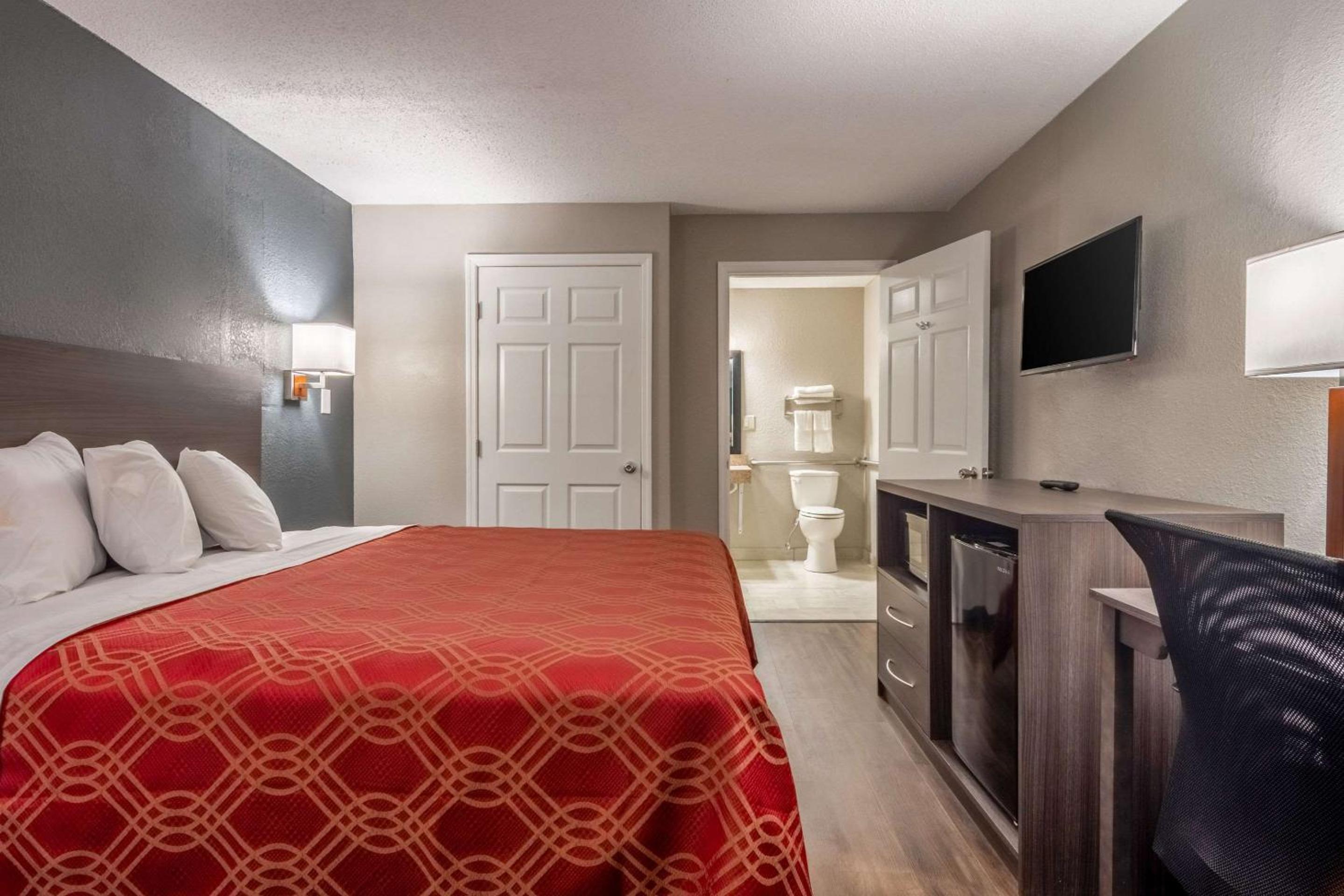 Econo Lodge East Ridge