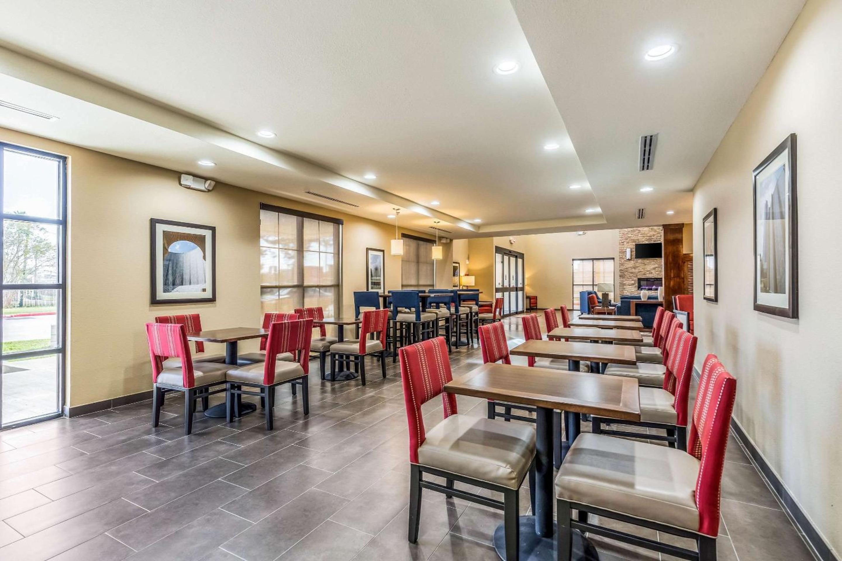 Comfort Suites Channelview - Houston East
