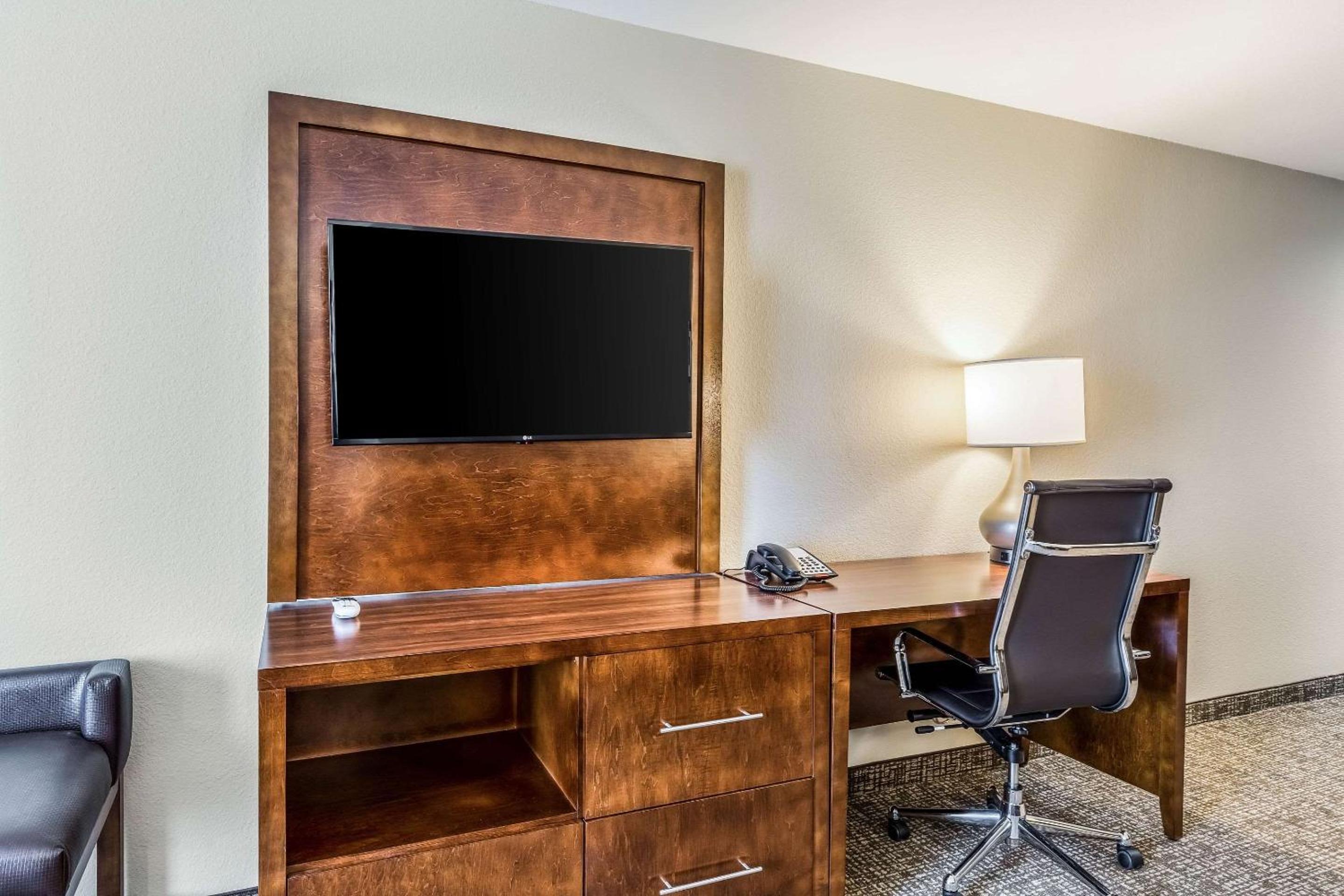 Comfort Suites Channelview - Houston East