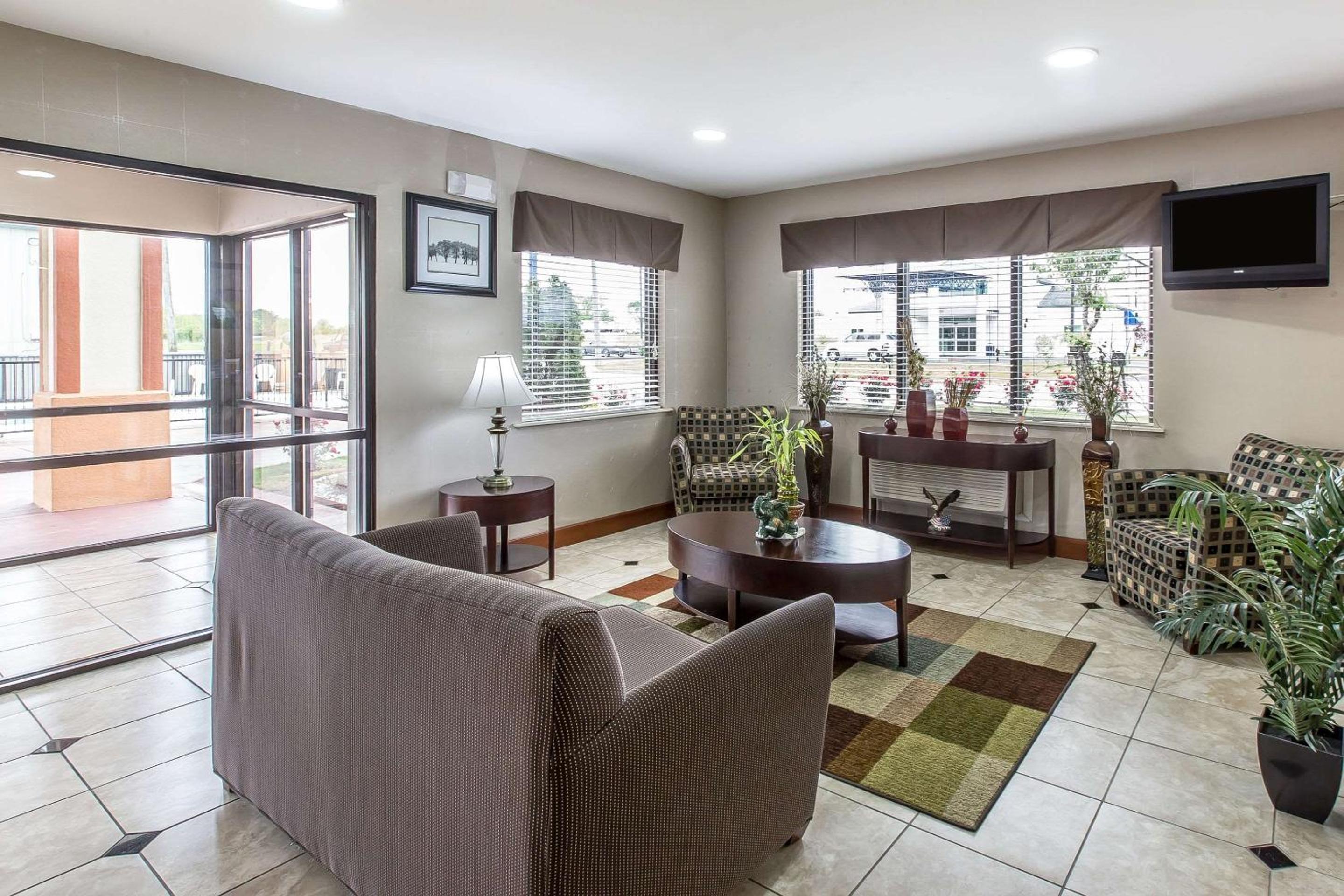 Quality Inn Montgomery South - Property Image 17