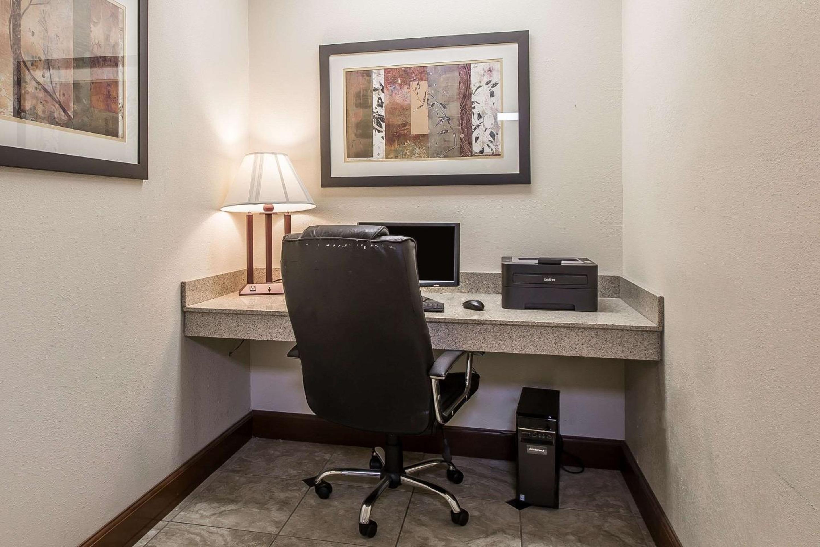 Quality Inn Montgomery South - Property Image 10