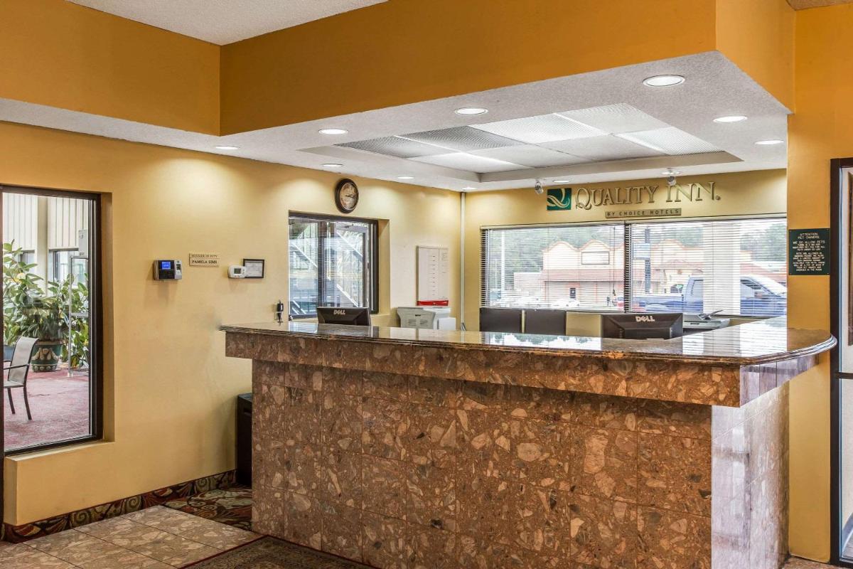hotel reception