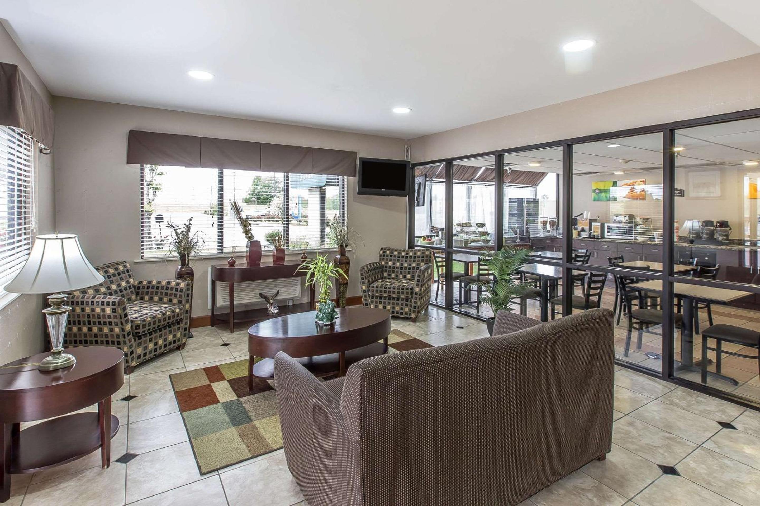 Quality Inn Montgomery South - Property Image 16