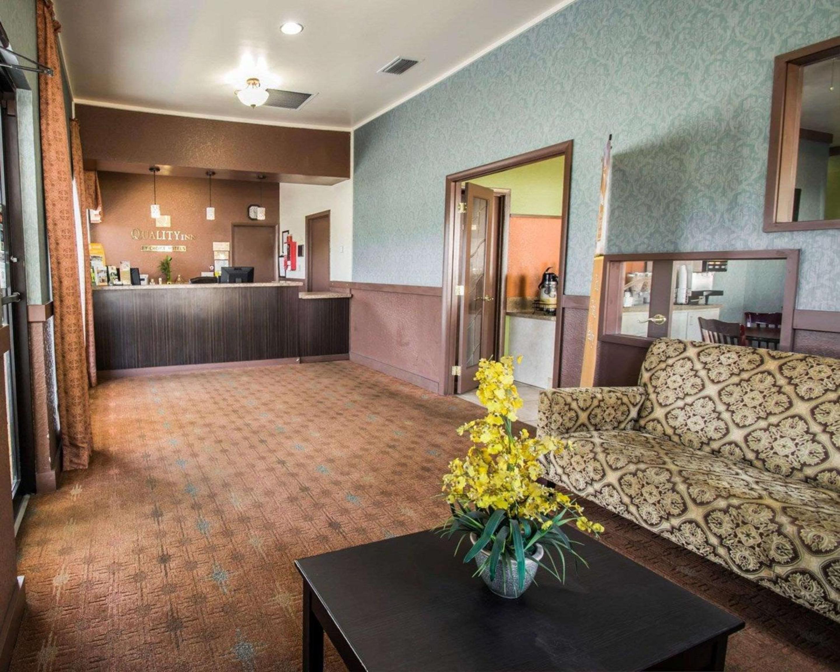 Quality Inn near Blue Spring view 5