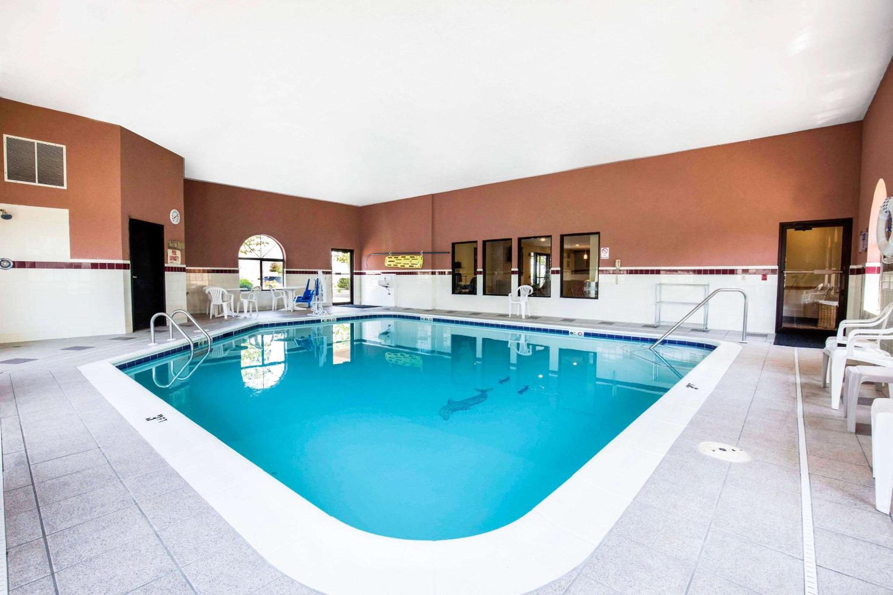 Quality Inn Monee I-57