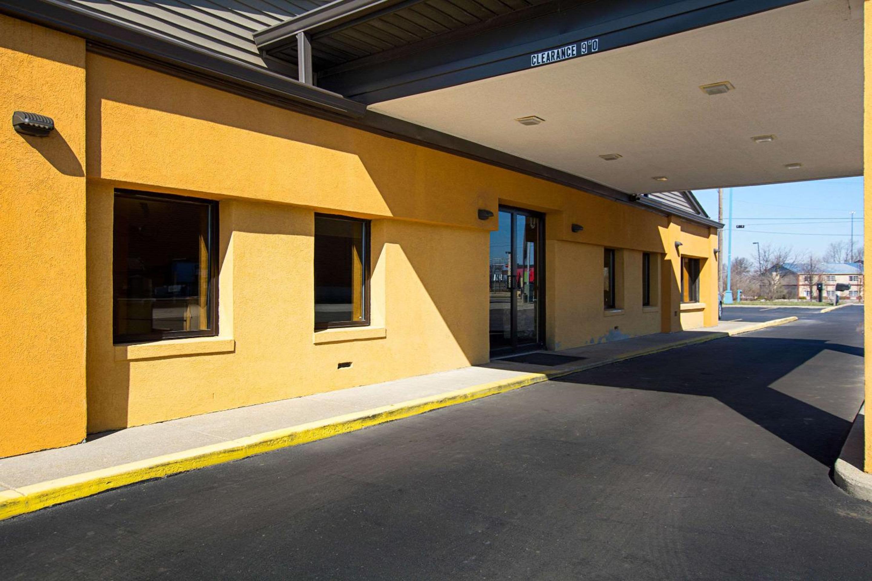 Quality Inn & Suites Greensburg I-74 view 4