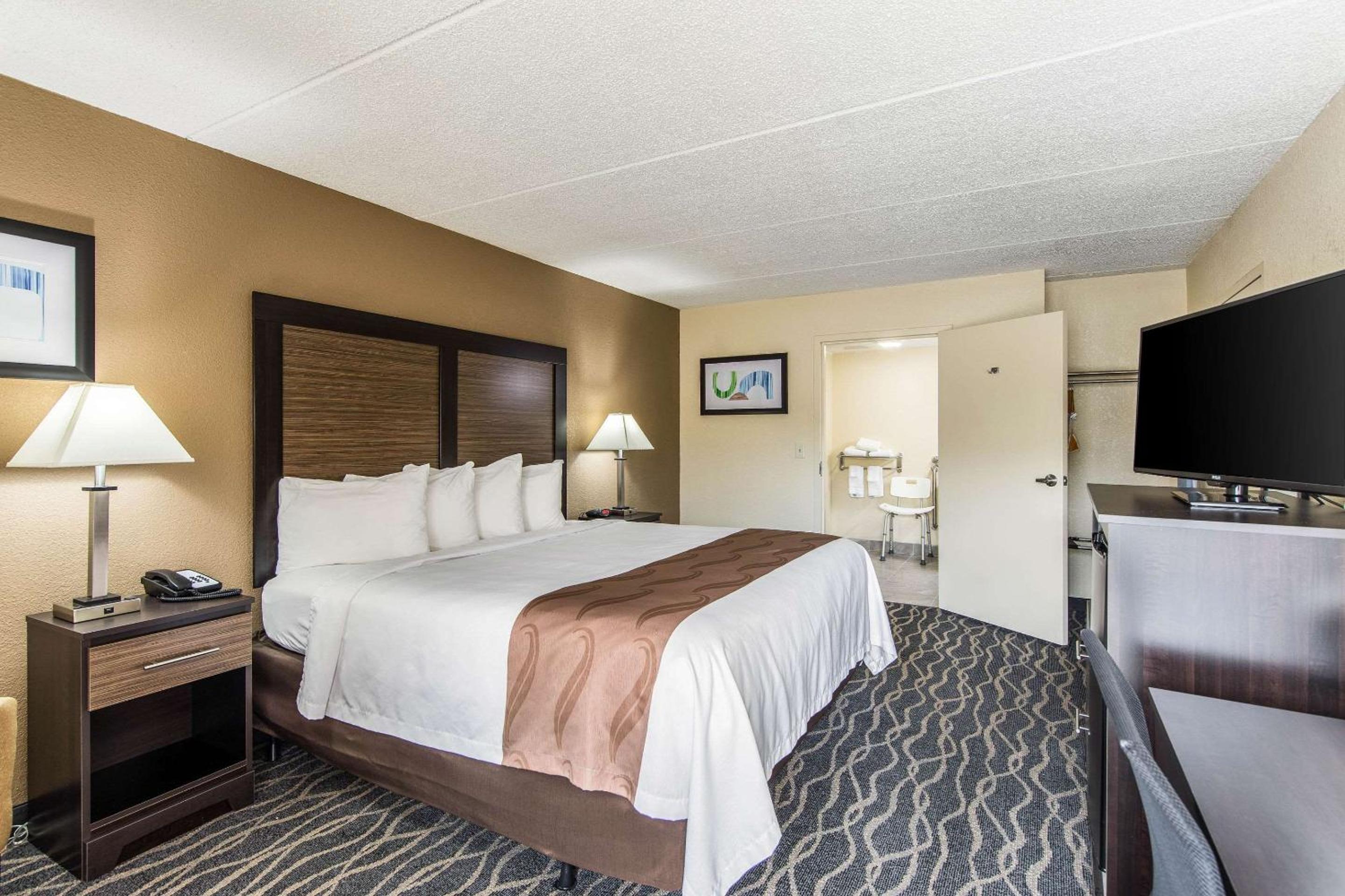 Quality Inn Forest City view 5