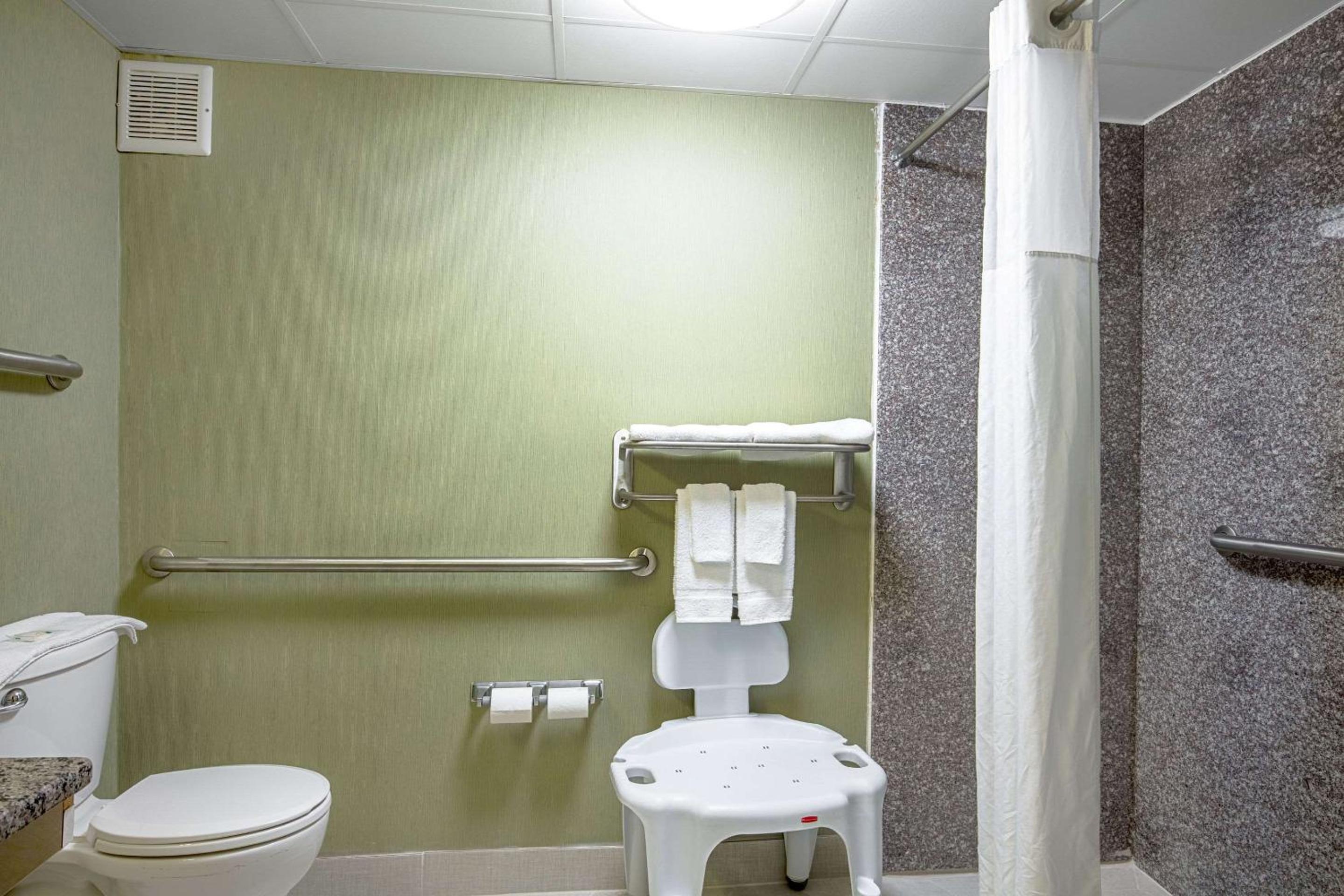 Quality Inn Holly Springs South view 4