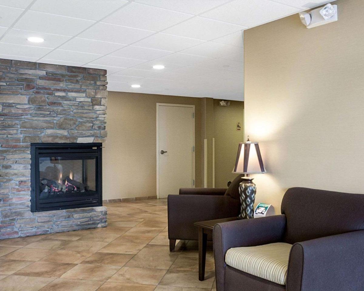 Bismarck Vacations - MainStay Suites Bismarck - Property Image 18