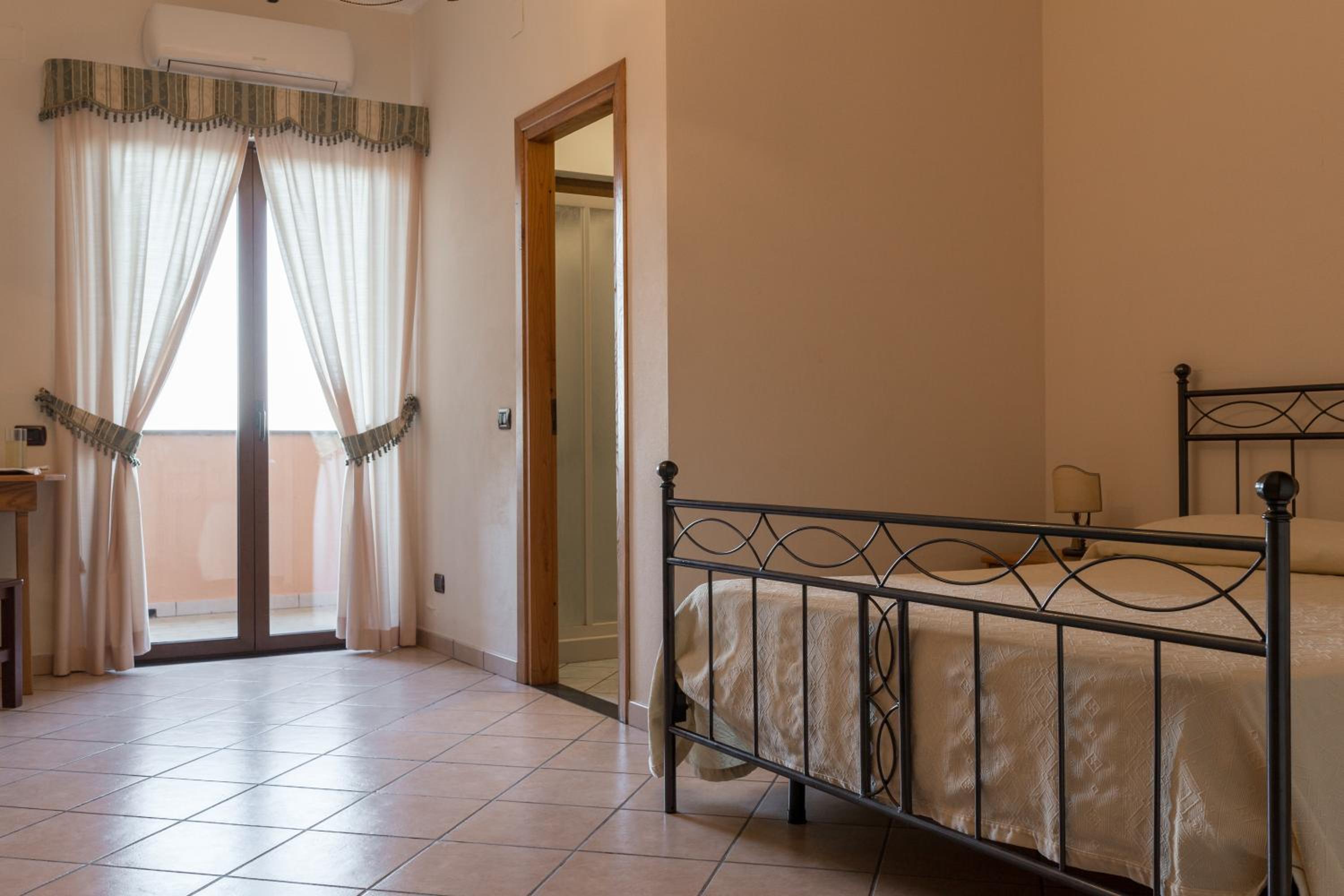 Tenuta Sciacca view 4