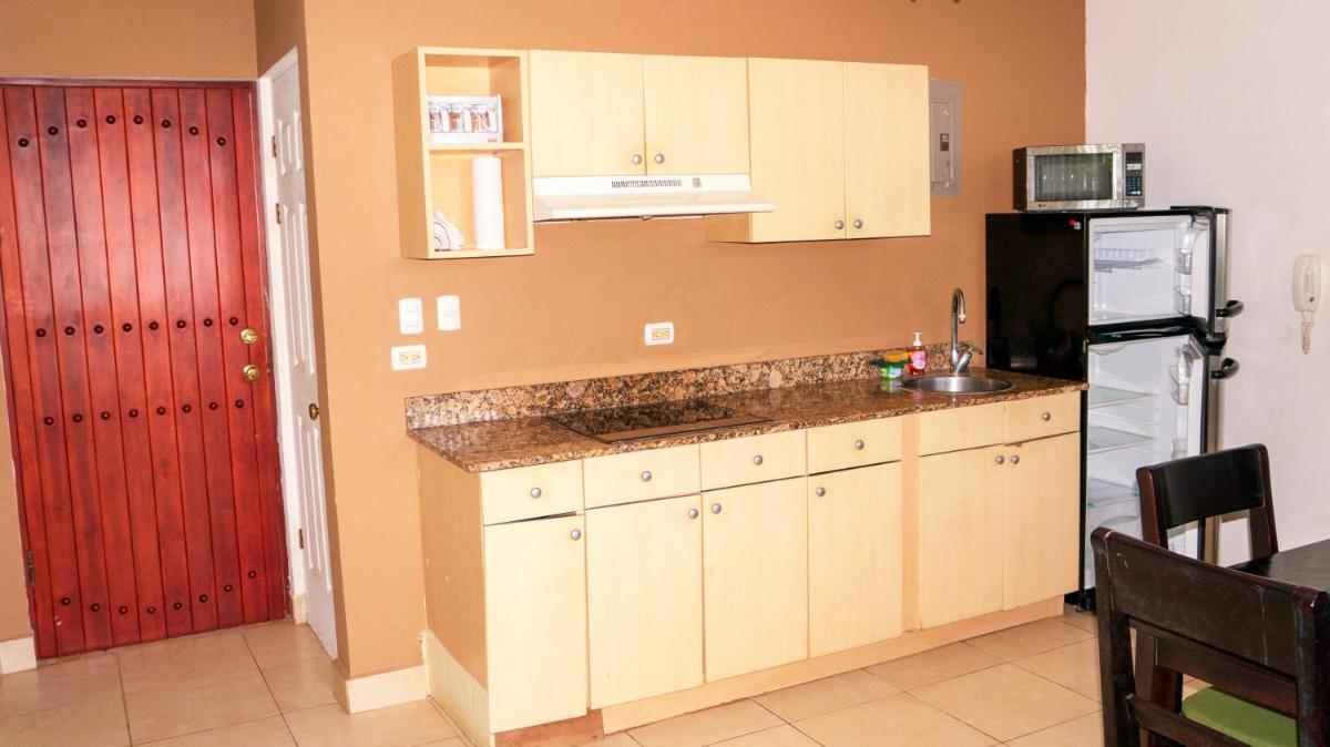 A4 Plaza Langosta Near the beach 1 bed+2bath loft view 4