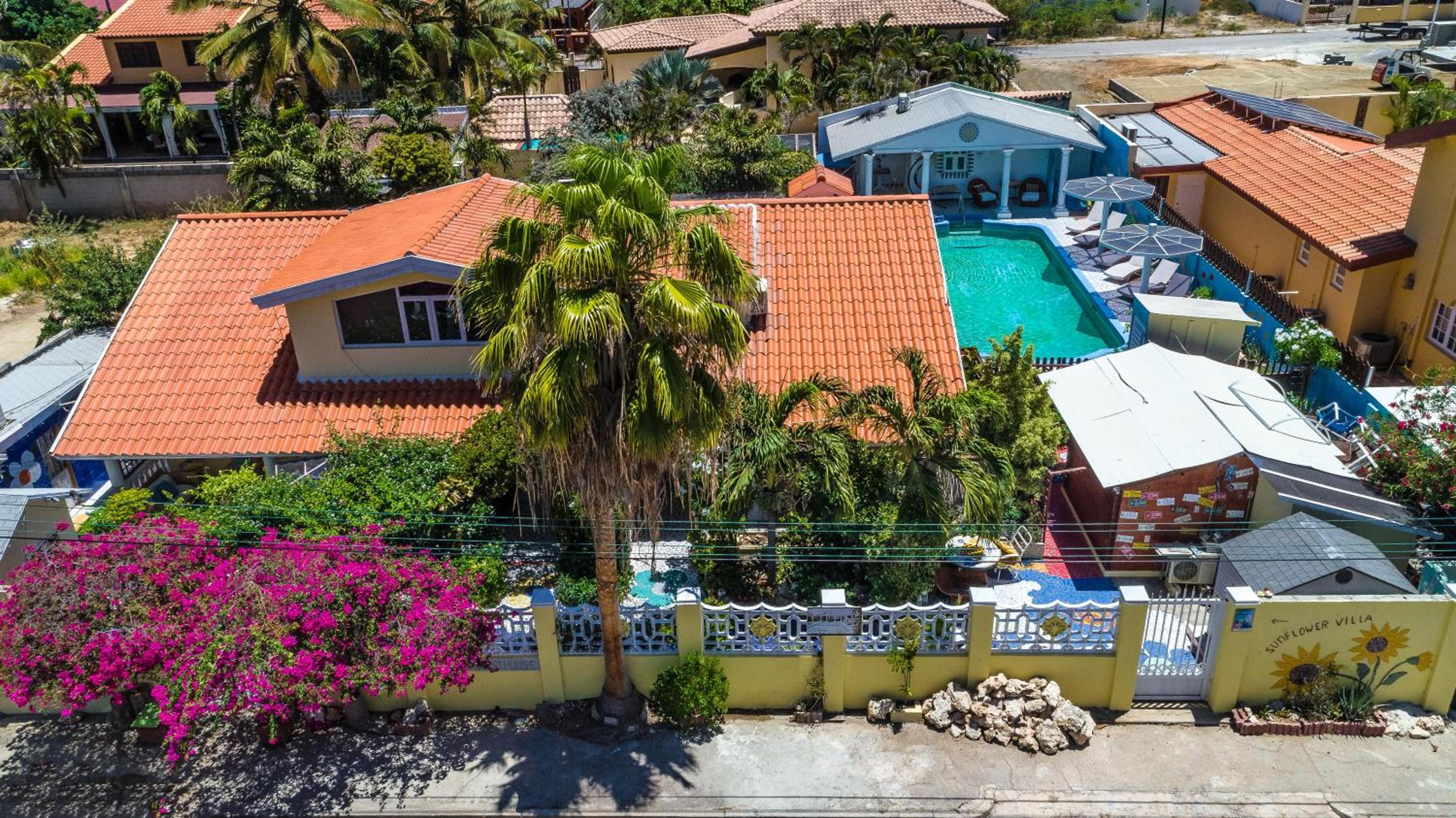 Sunflower Villa Studios
