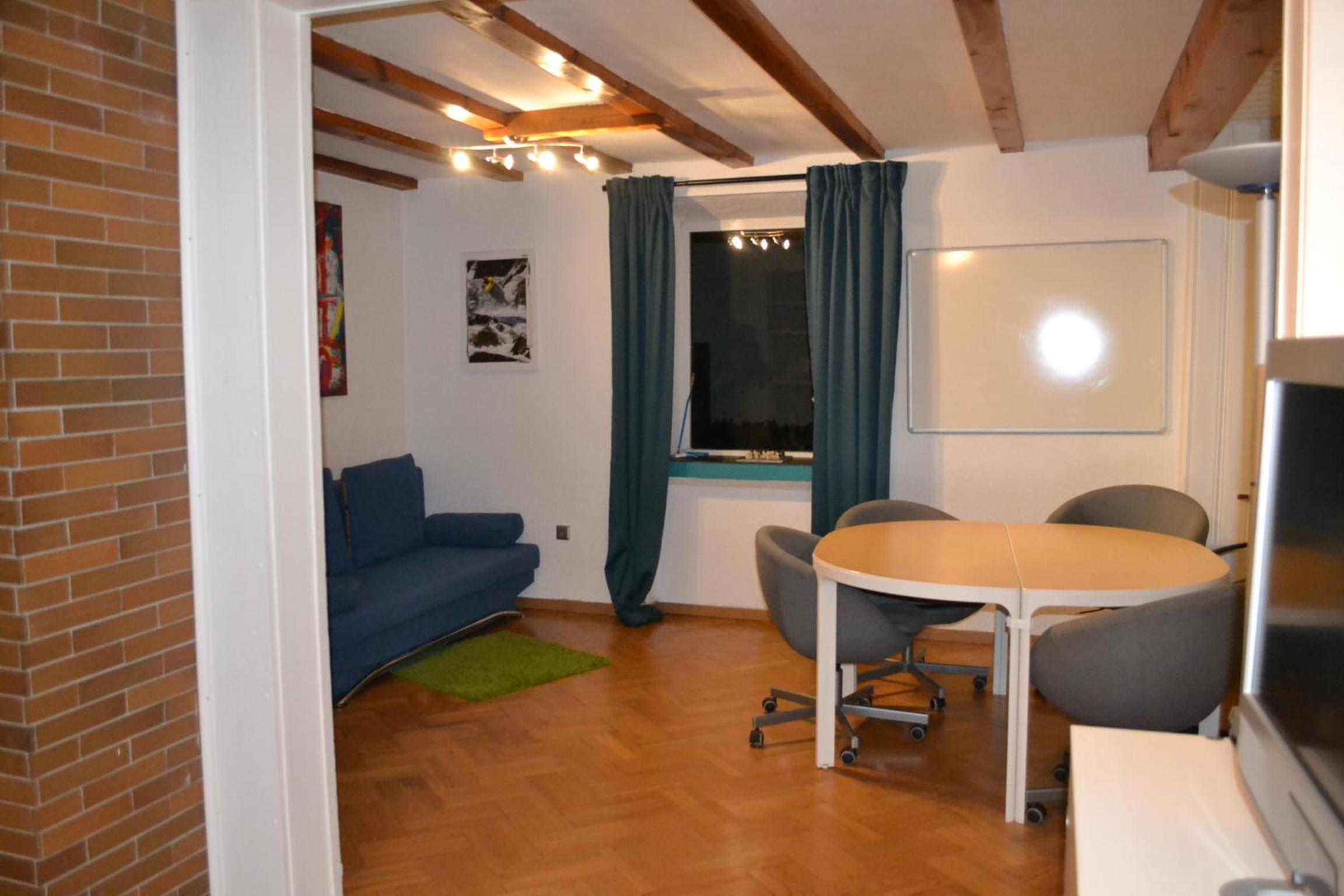 Photo 7