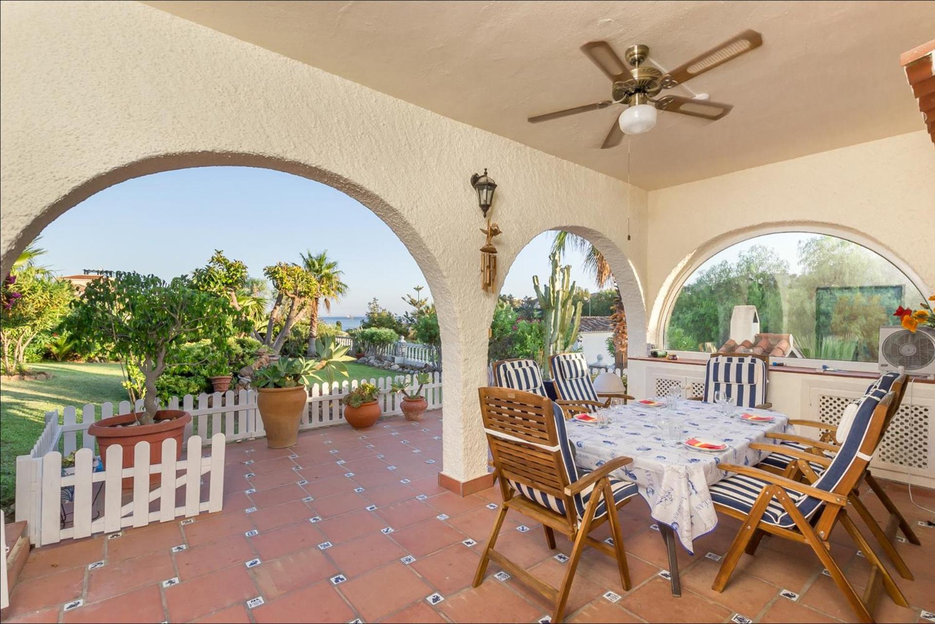 Villa Aurelia Sea views Heatable Pool - Billiard Ping-pong Fooball table - Beach & All at 500 m