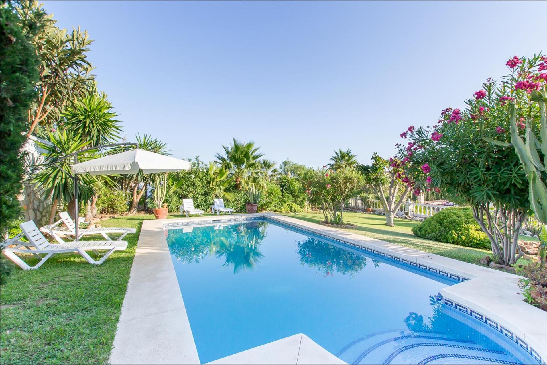 Villa Aurelia Sea views Heatable Pool - Billiard Ping-pong Fooball table - Beach & All at 500 m
