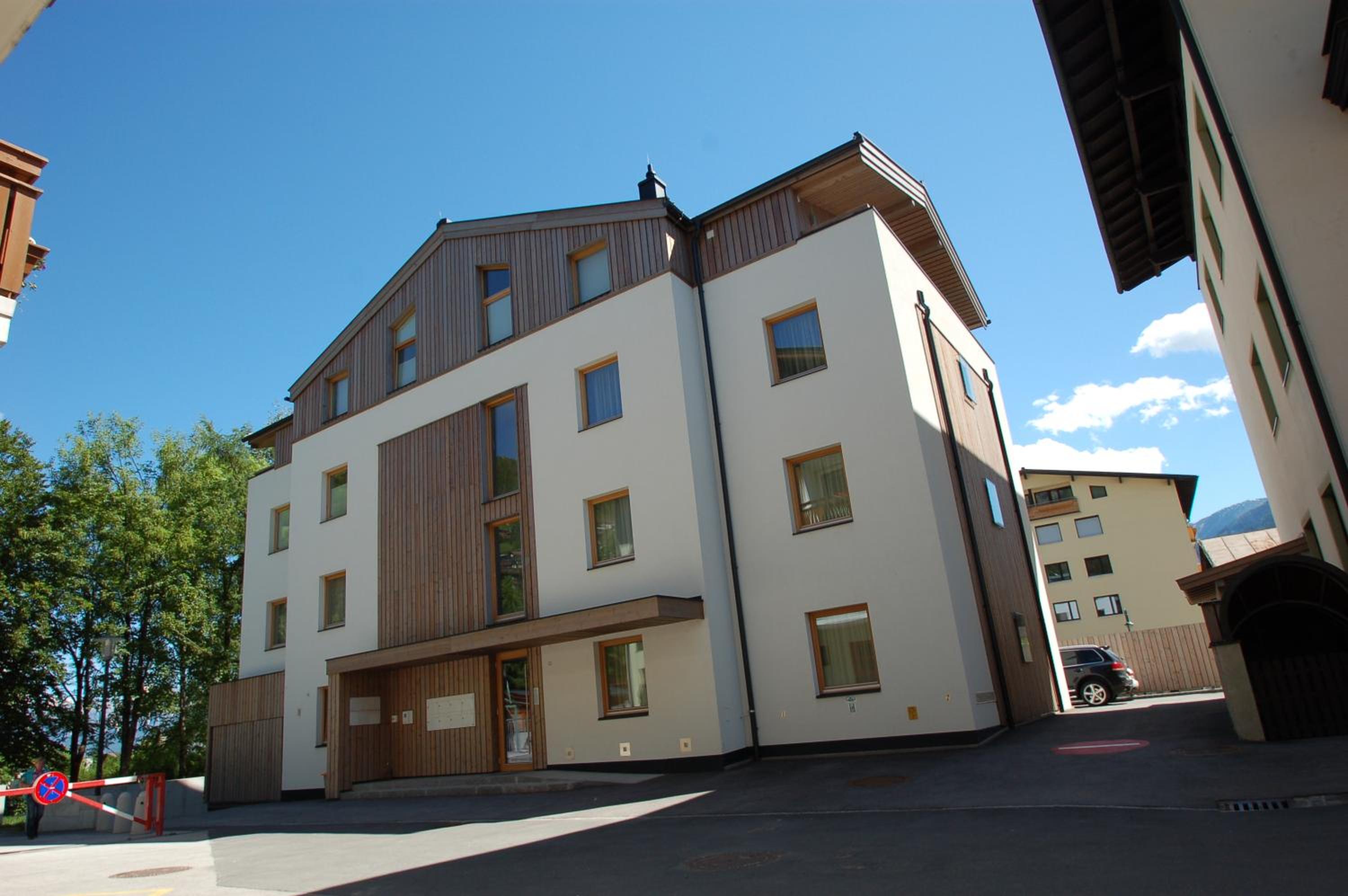 Zell City Exclusive Lodges by All in One Apartments