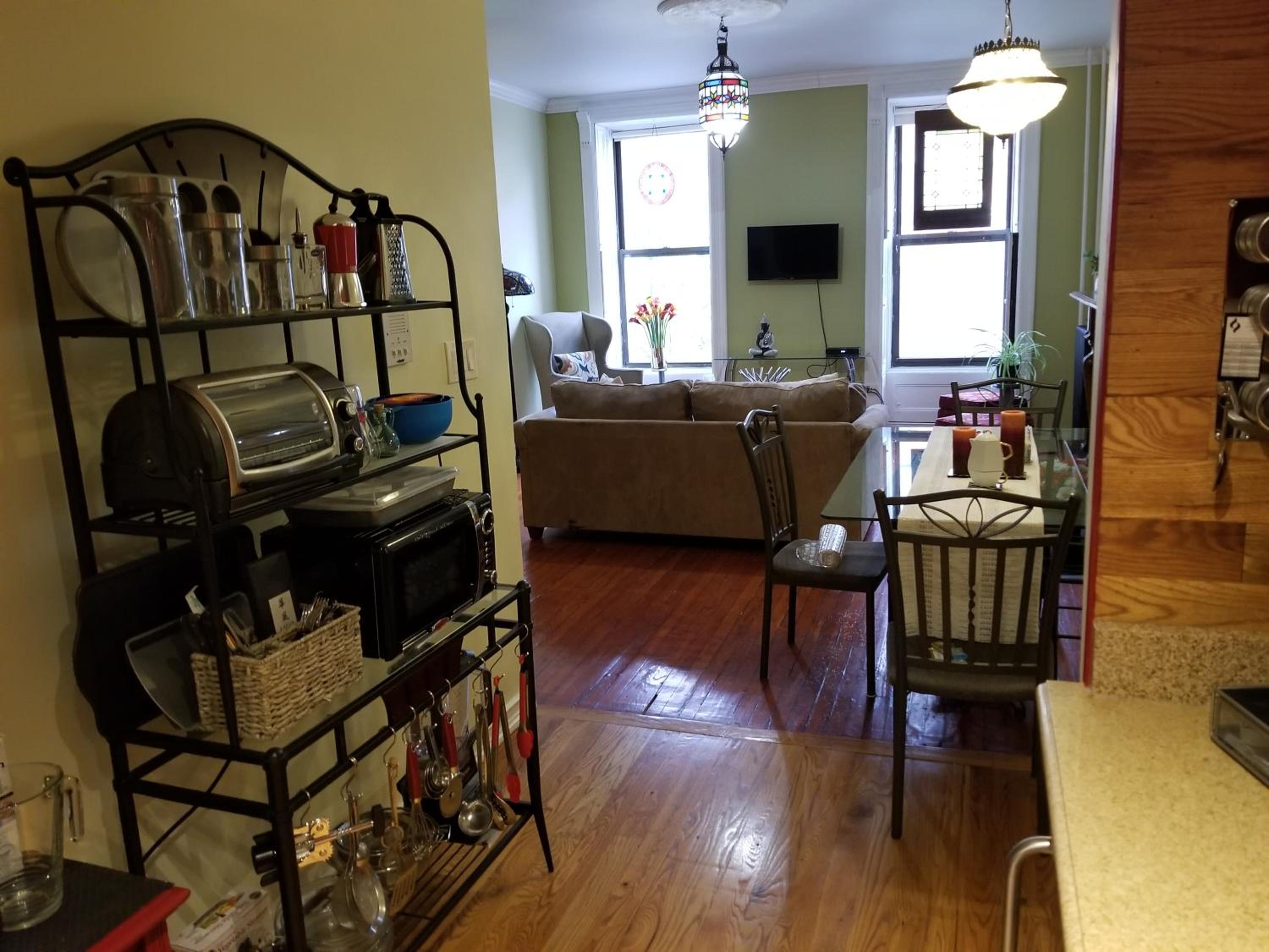 Spacious Fully Furnished Harlem Apartment Near Morningside Park