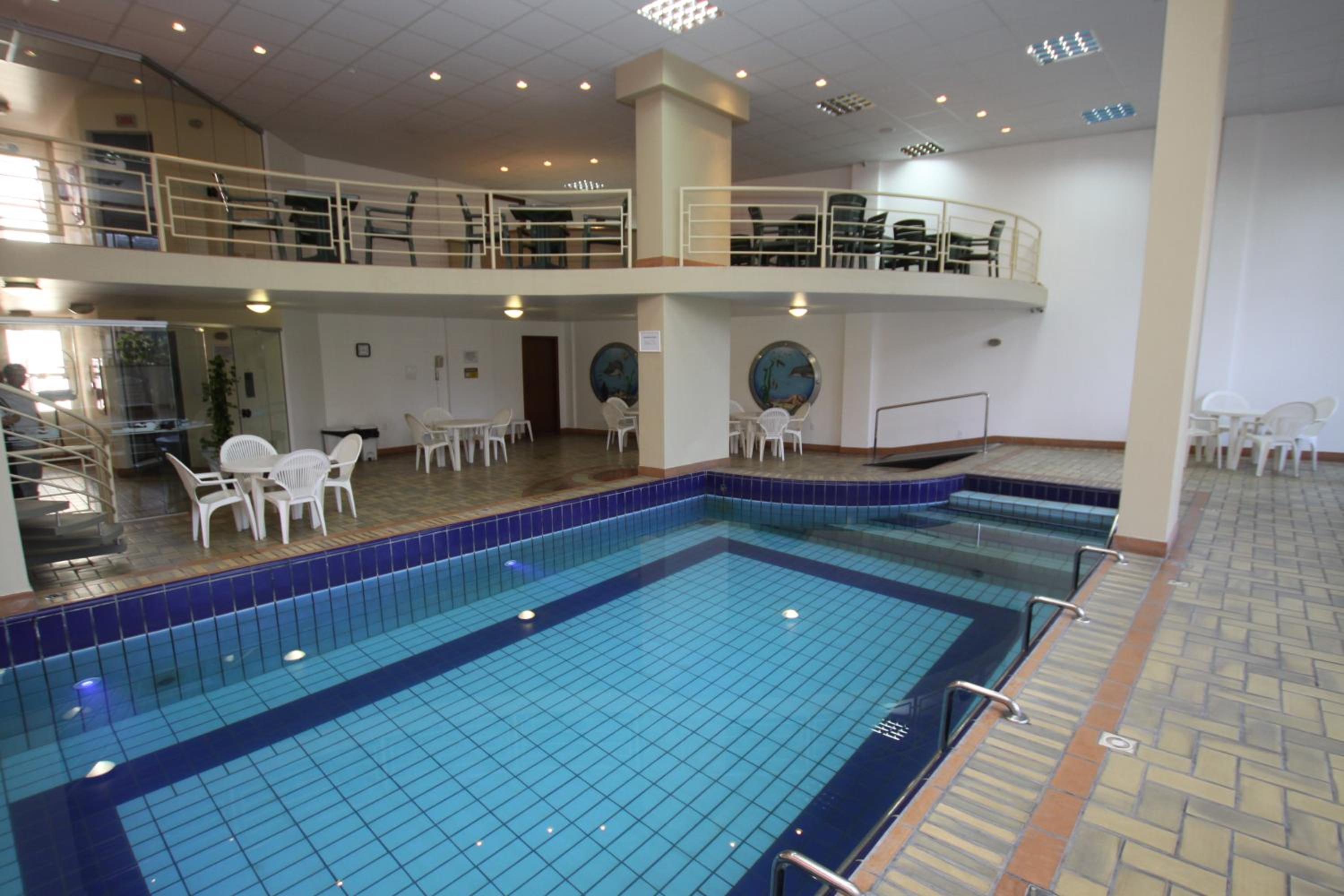 Hotel Blumenau by Pires - Balneário Camboriú
