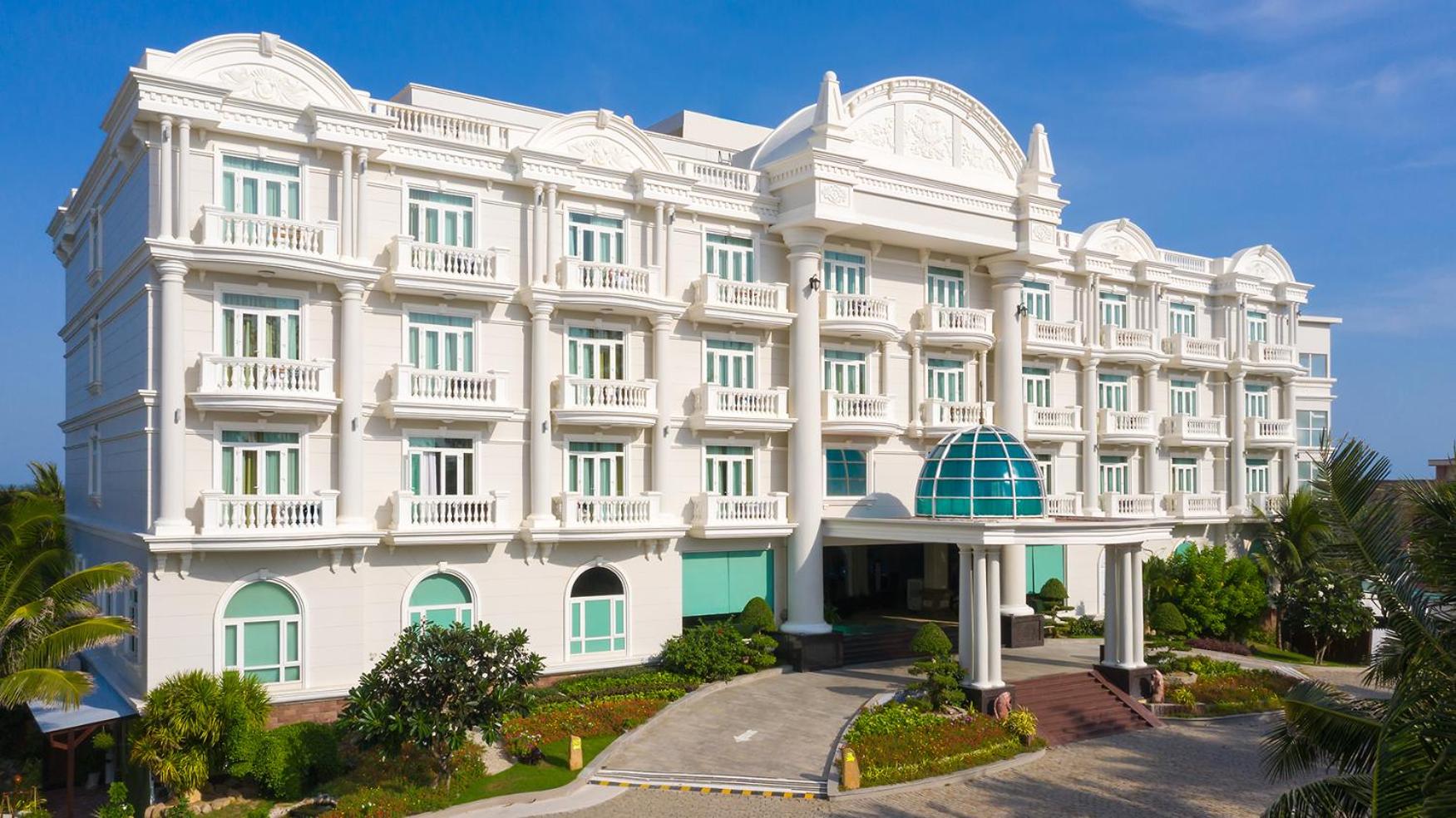 The Sailing Bay Beach Resort