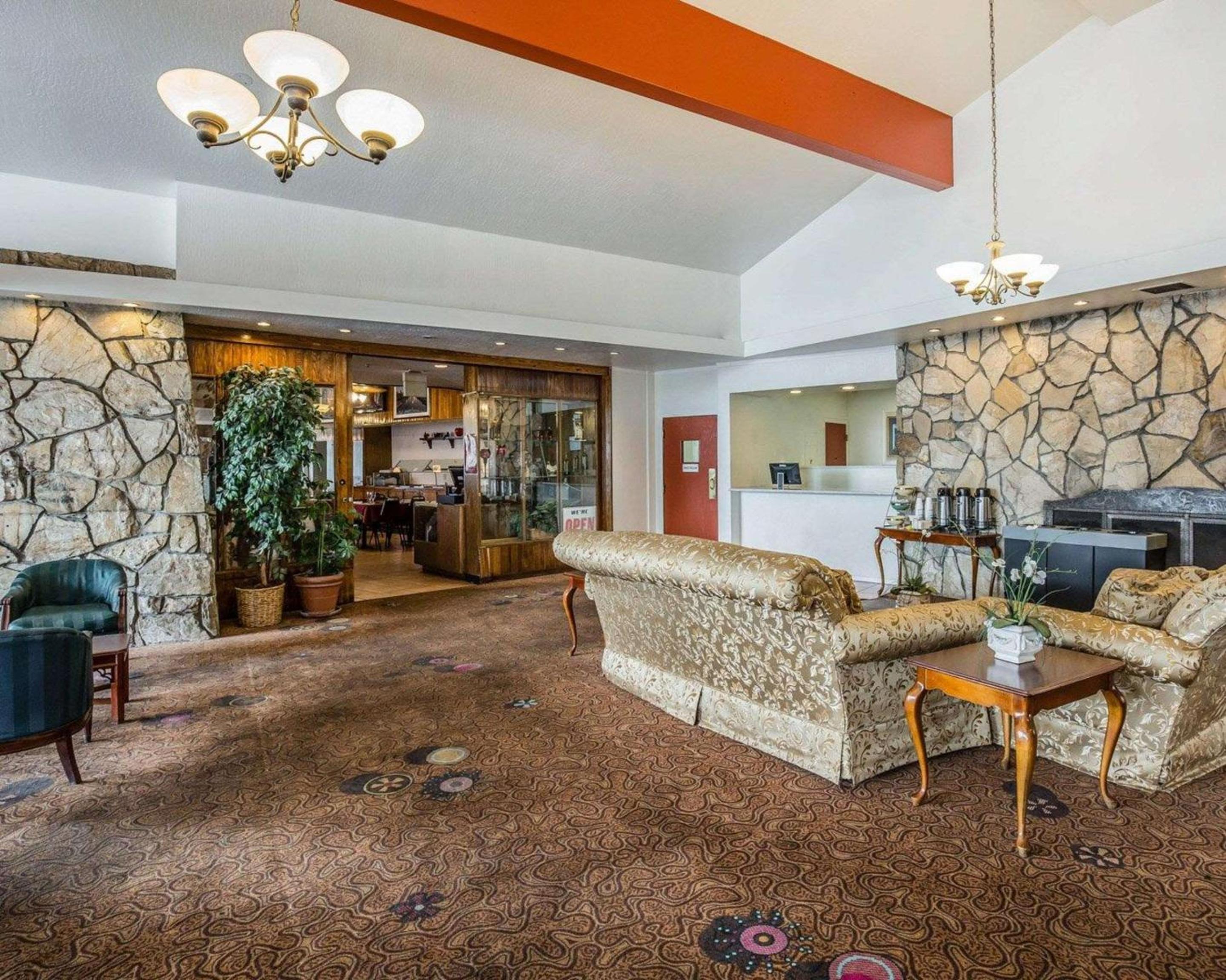 Reno Vacations - Econo Lodge Near Reno-Sparks Convention Center - Property Image 23