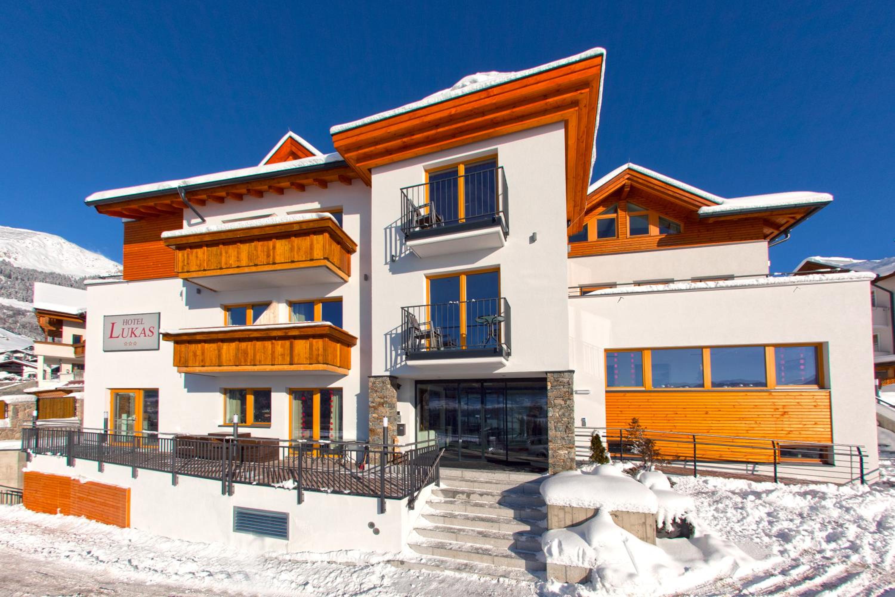 Hotel Lukas - Image 1