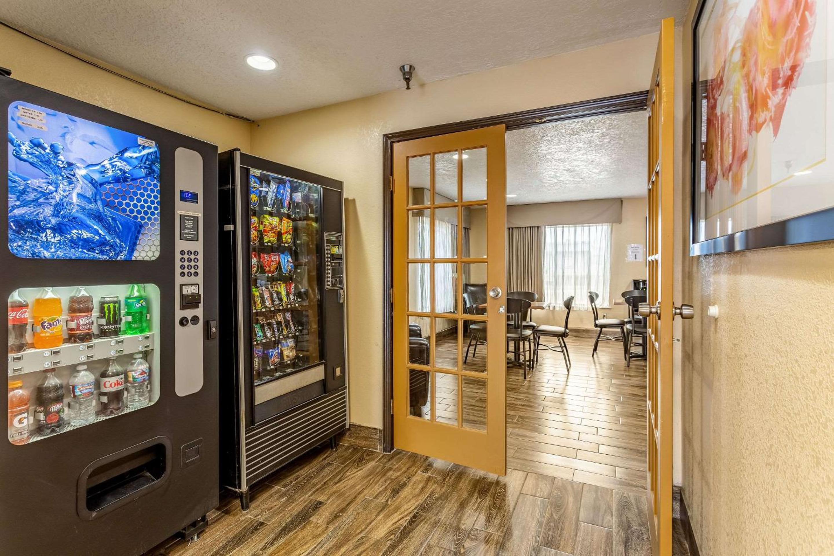 Quality Inn Los Lunas - Albuquerque South, Photo 17