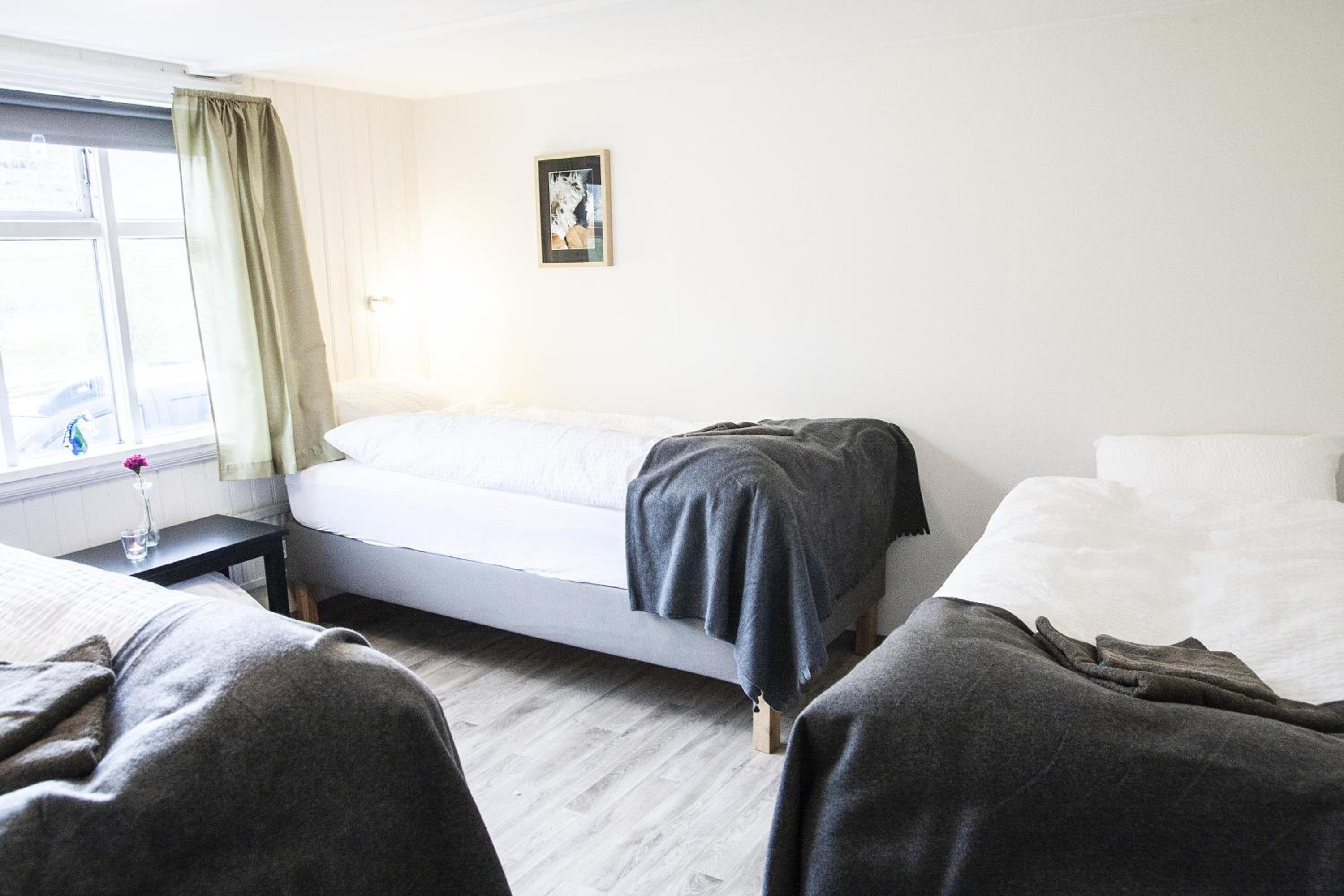 Fossardalur Guesthouse