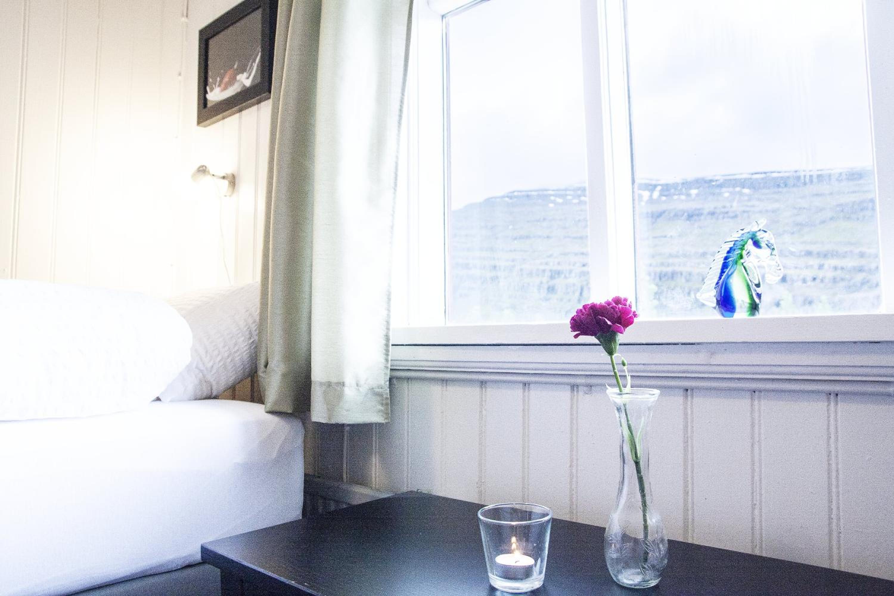 Fossardalur Guesthouse