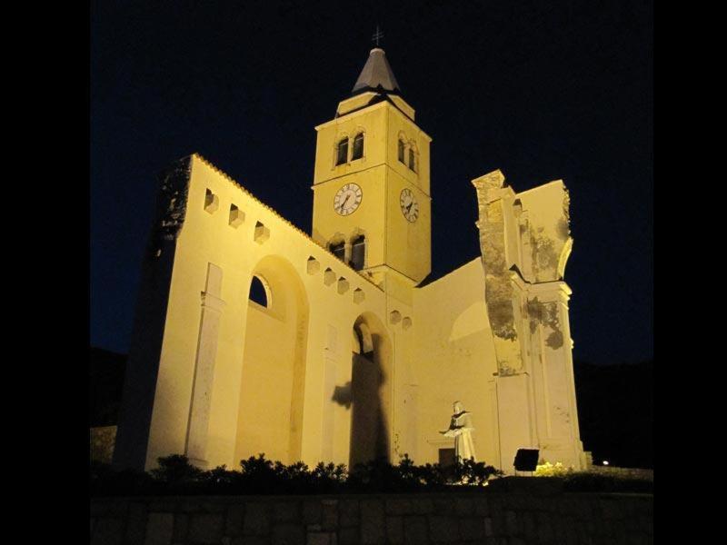 Photo 32