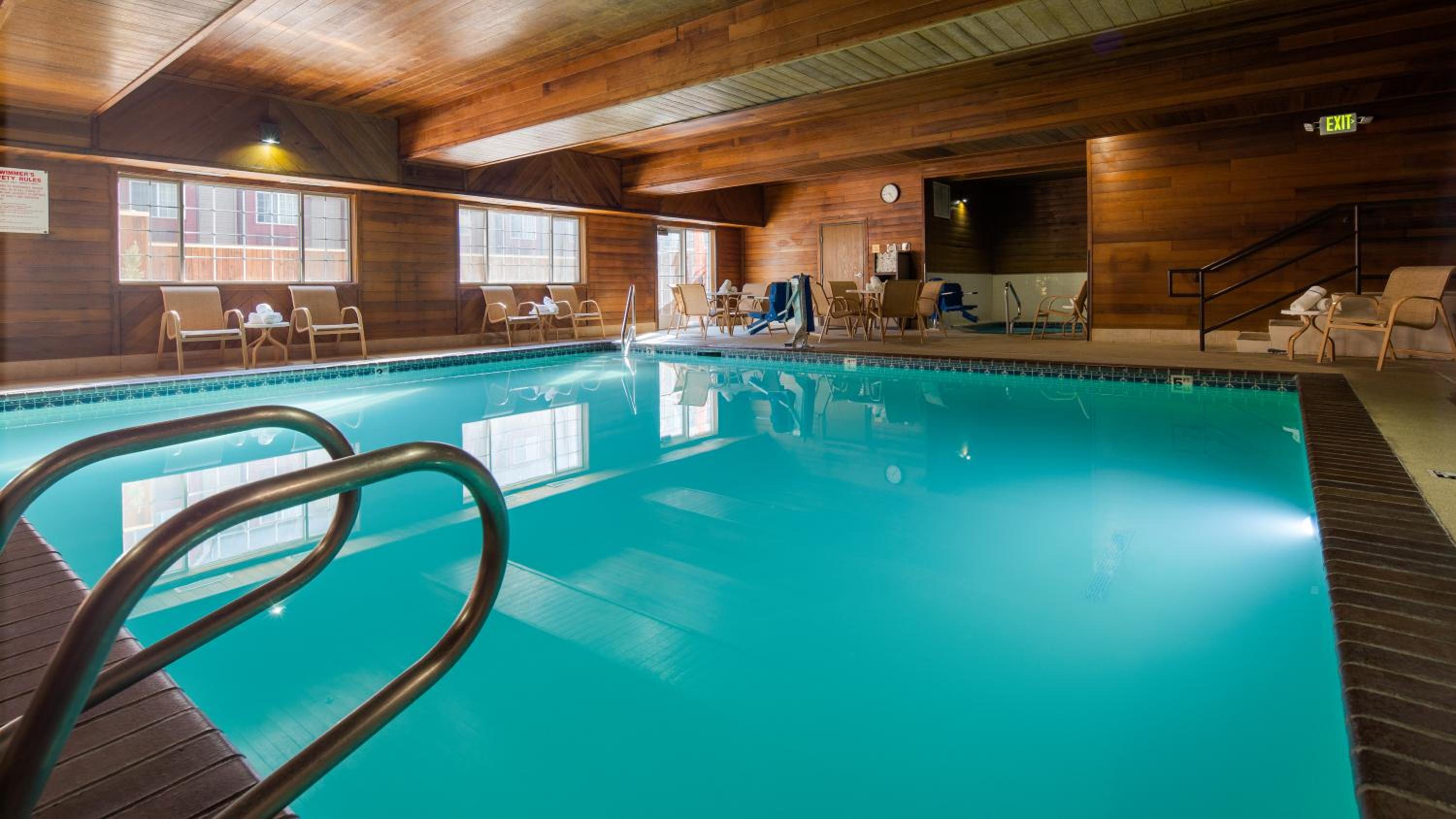 Meridian Vacations - Best Western Plus Meridian - Property Image 8