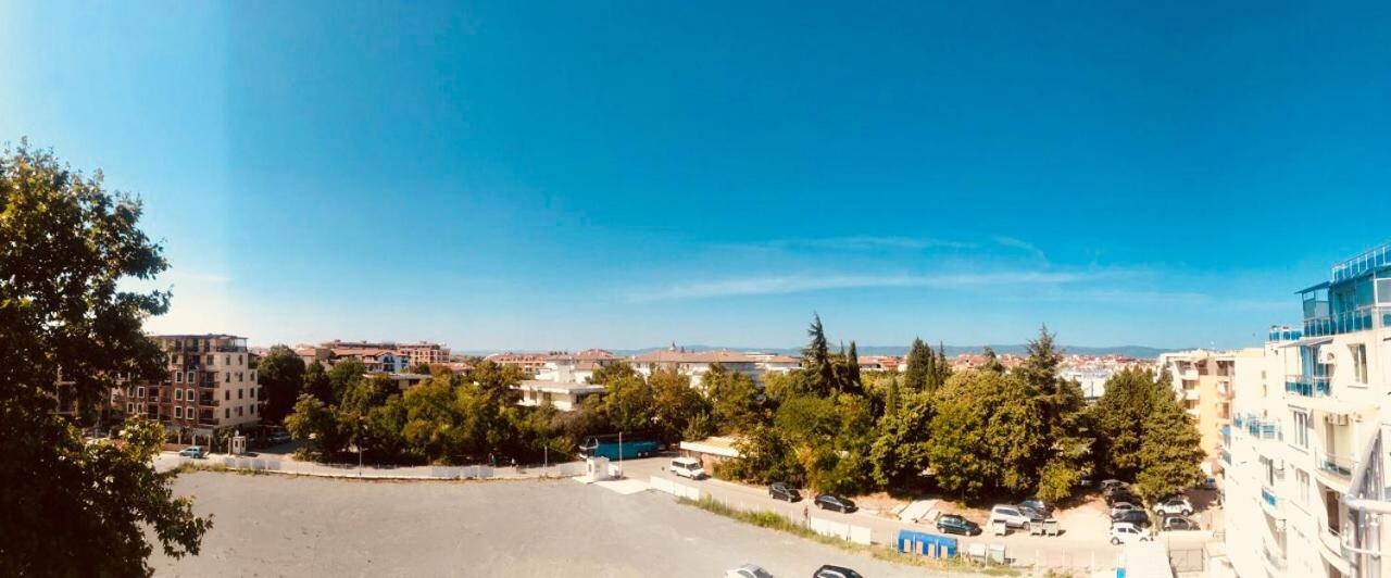 Oasis Suites Apartments and Studios